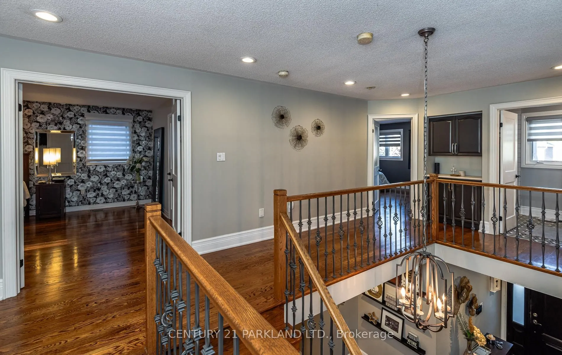 164 Carlyle Crescent