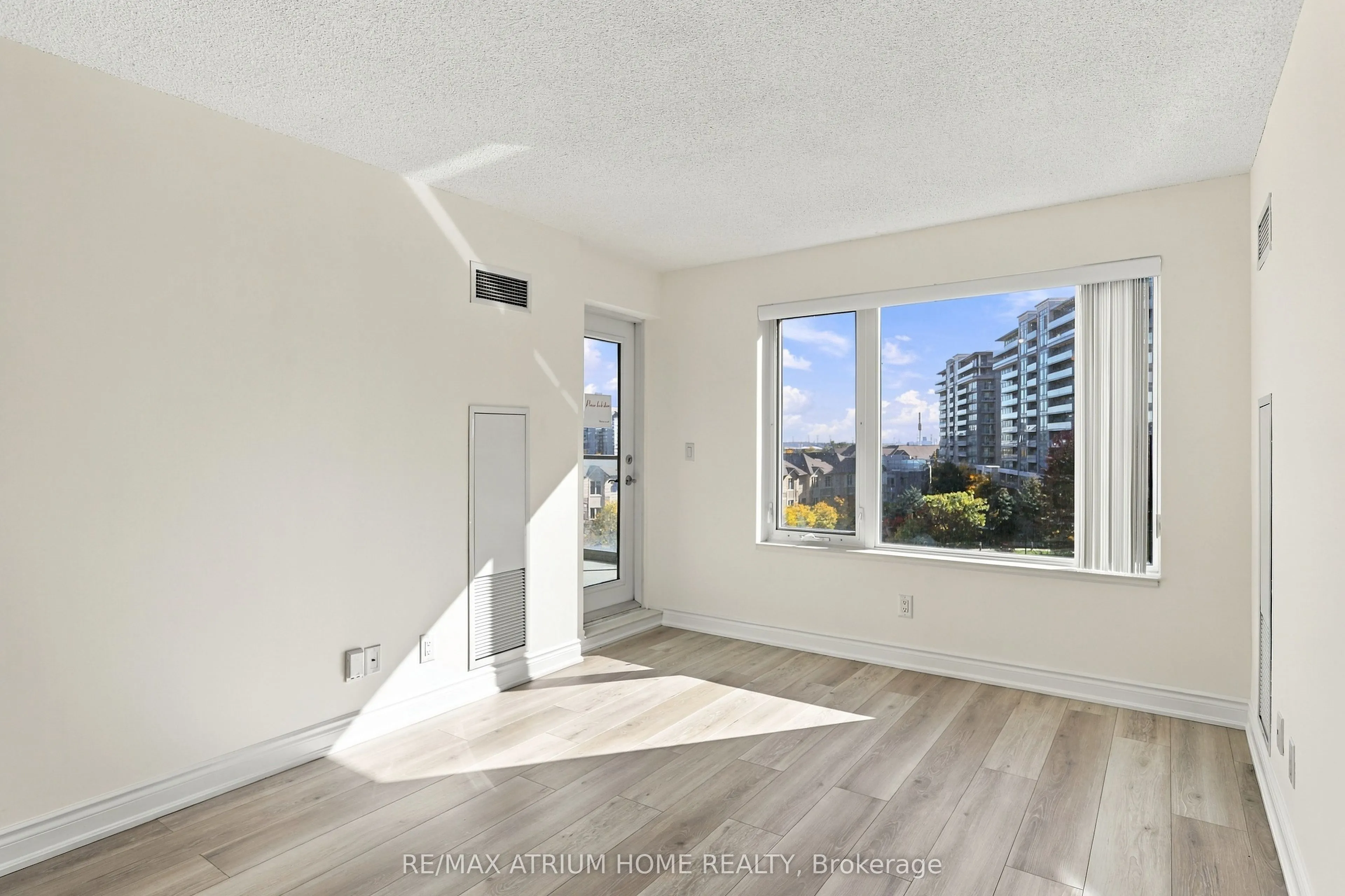 233 South Park Road #602