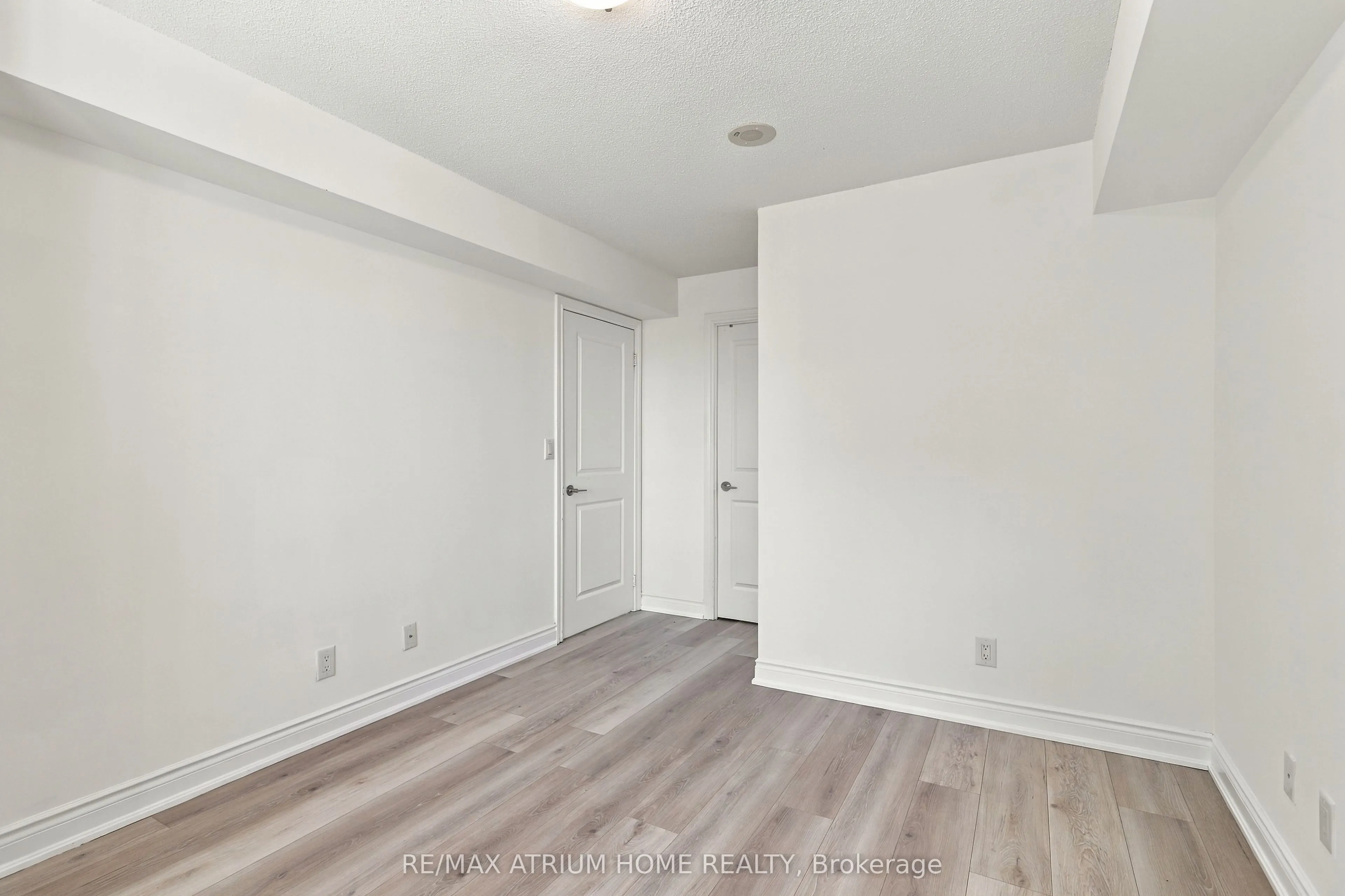 233 South Park Road #602