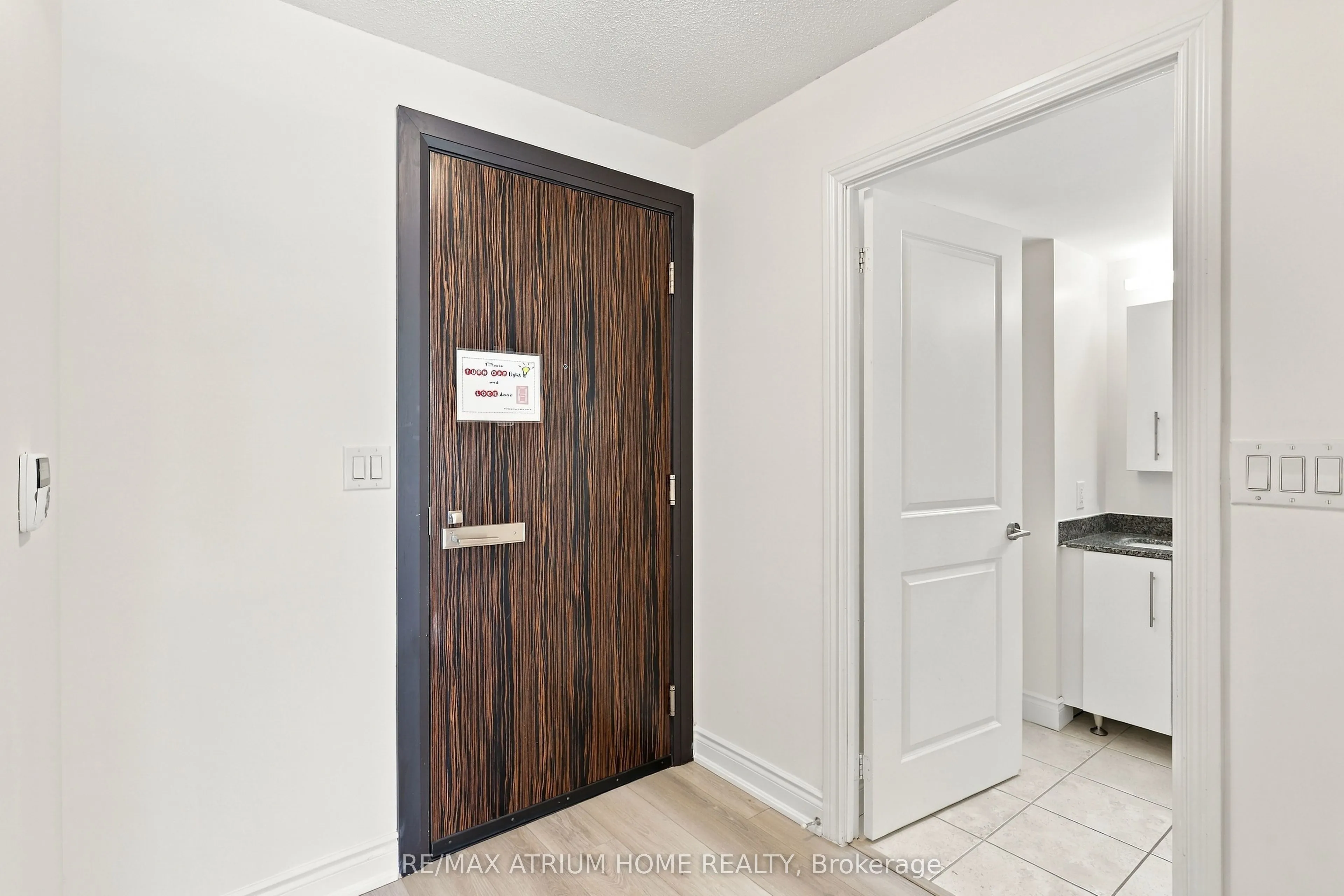 233 South Park Road #602
