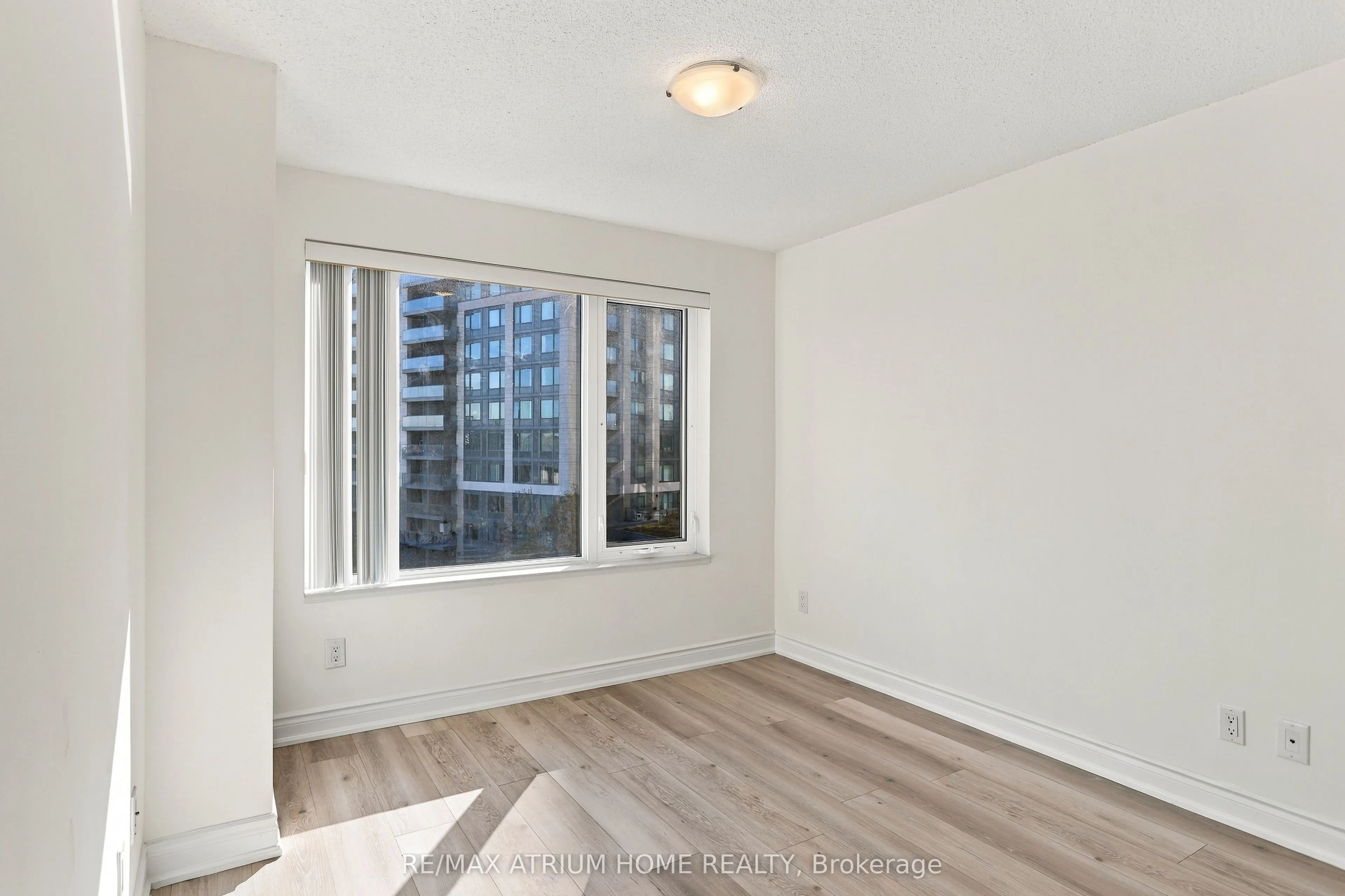233 South Park Road #602