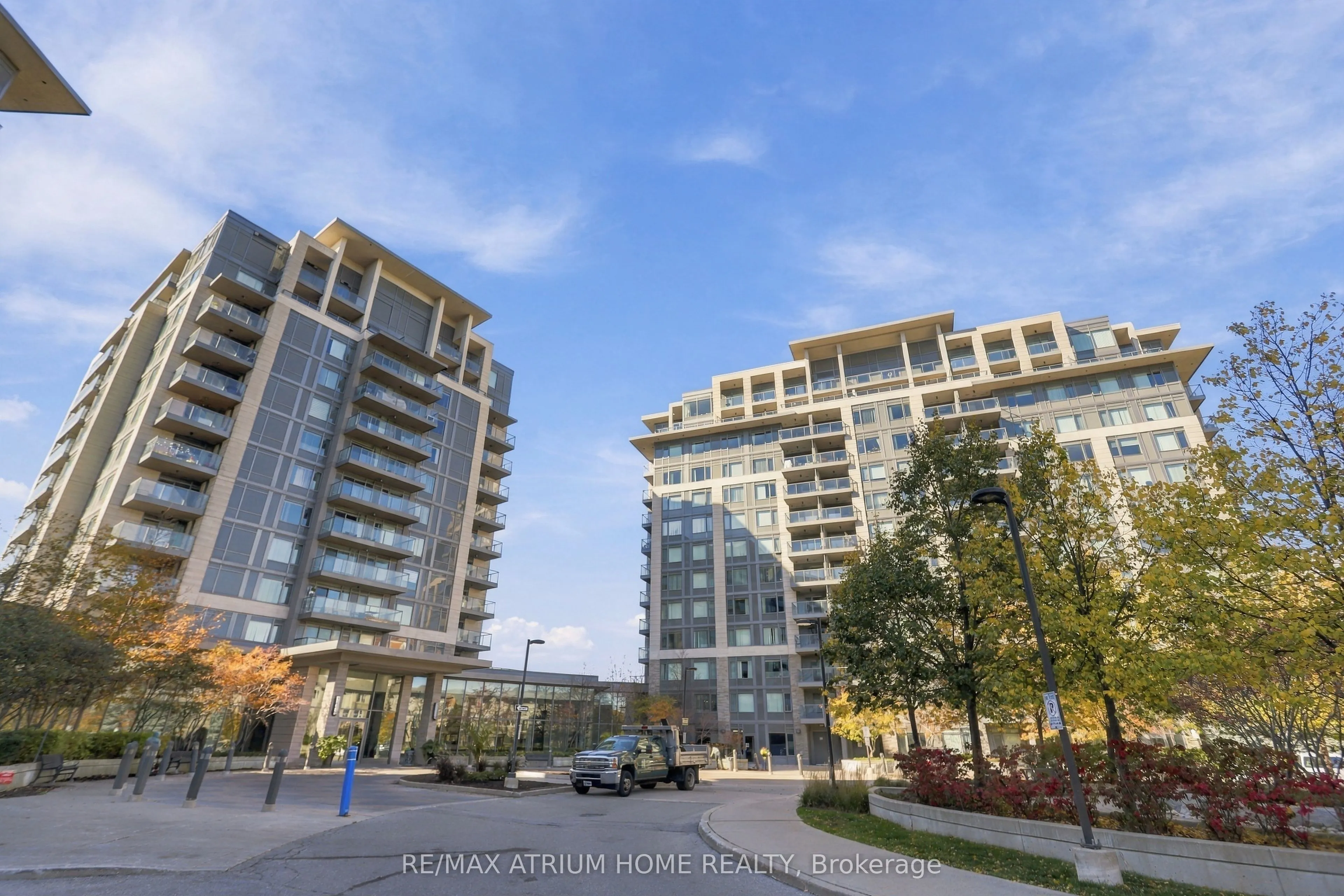 233 South Park Road #602