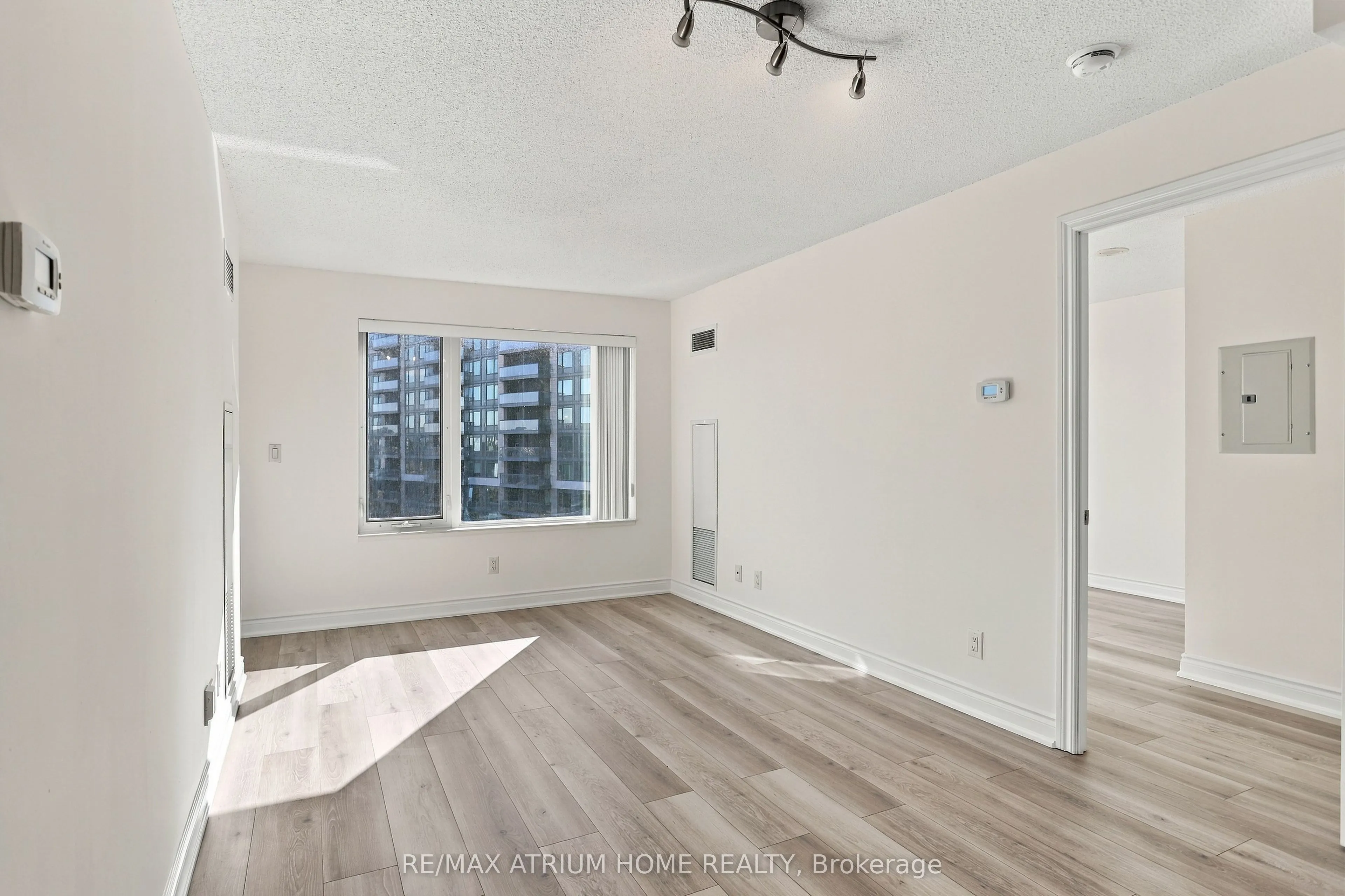 233 South Park Road #602