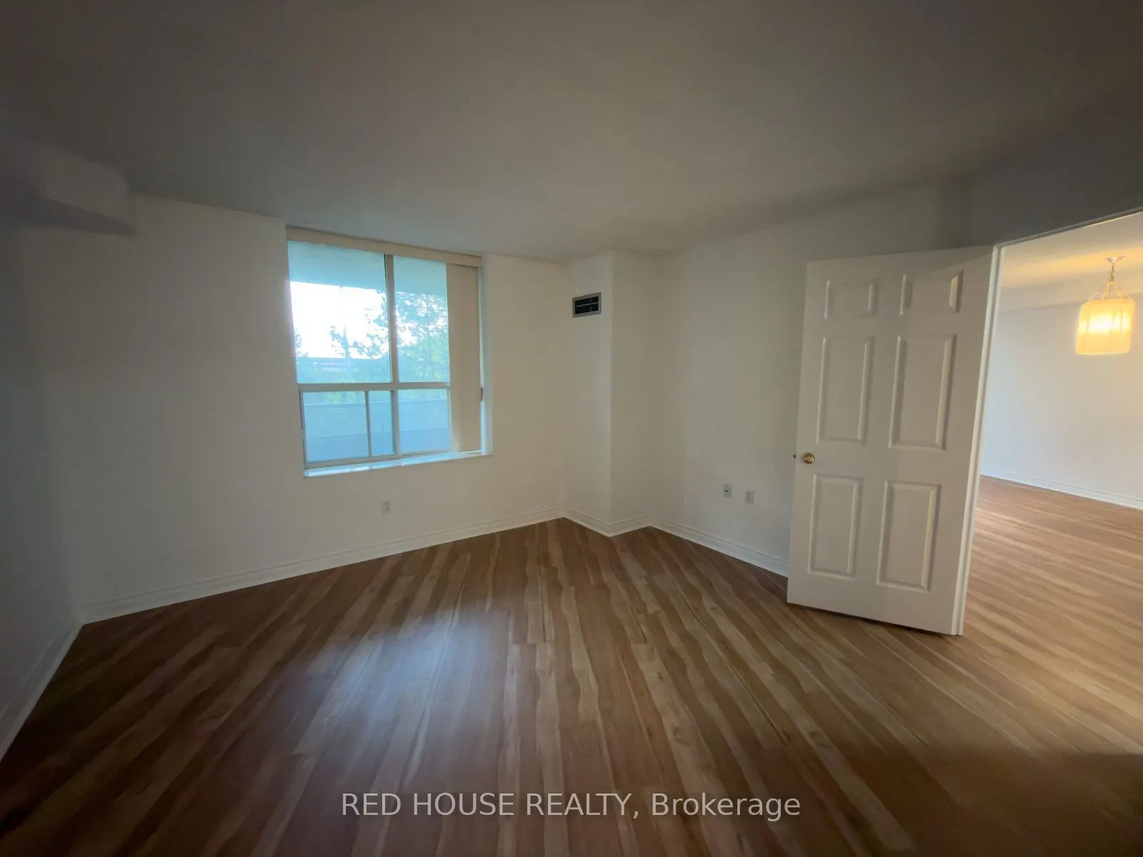 2200 John Street #208