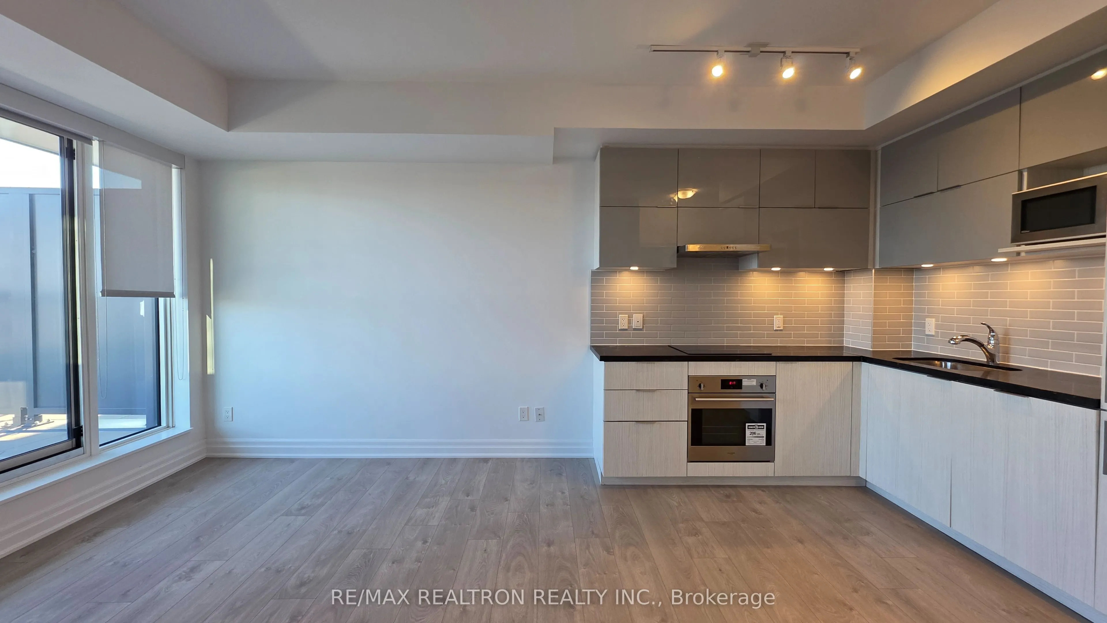 10 Rouge Valley Drive W #1312