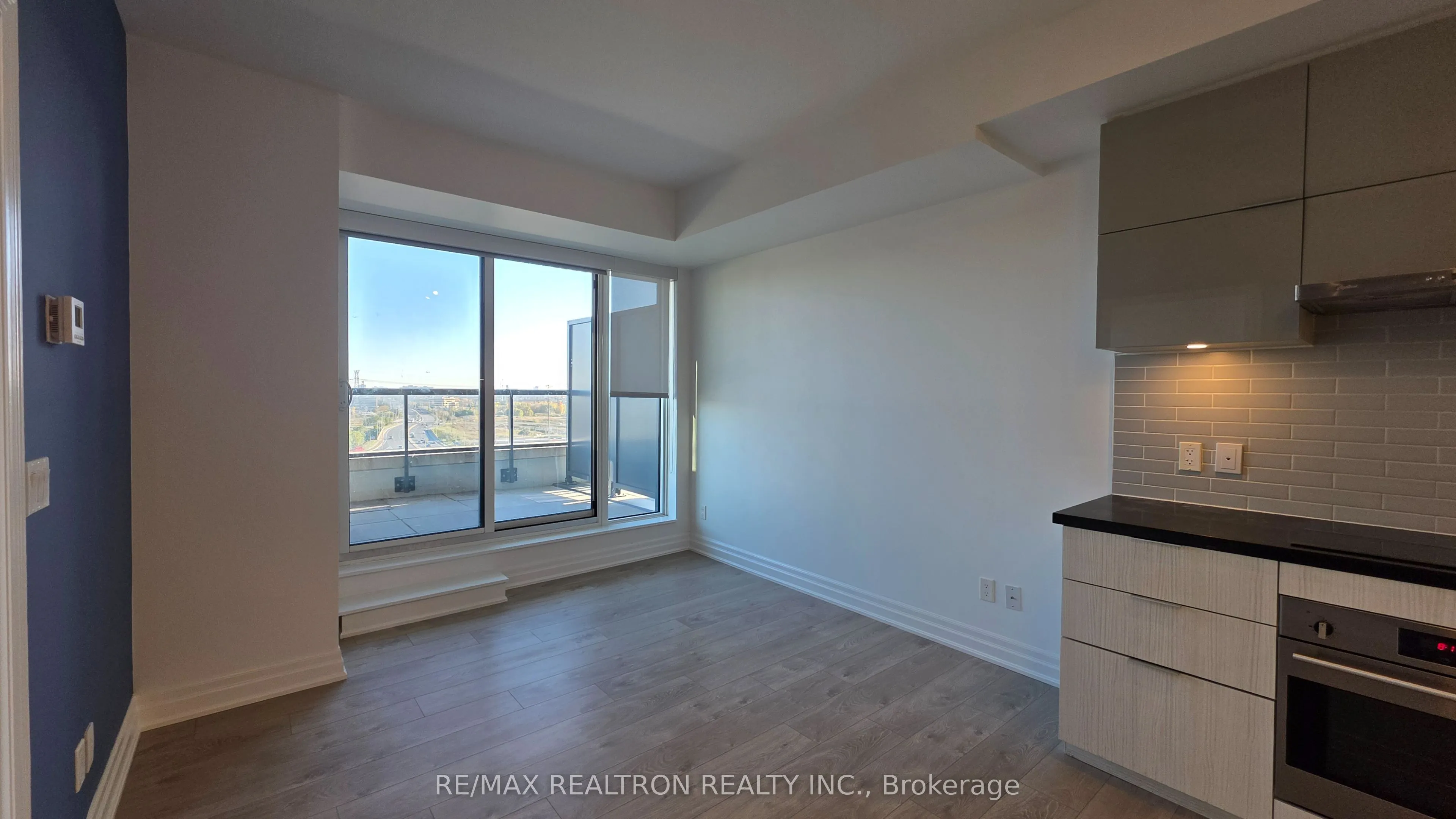 10 Rouge Valley Drive W #1312