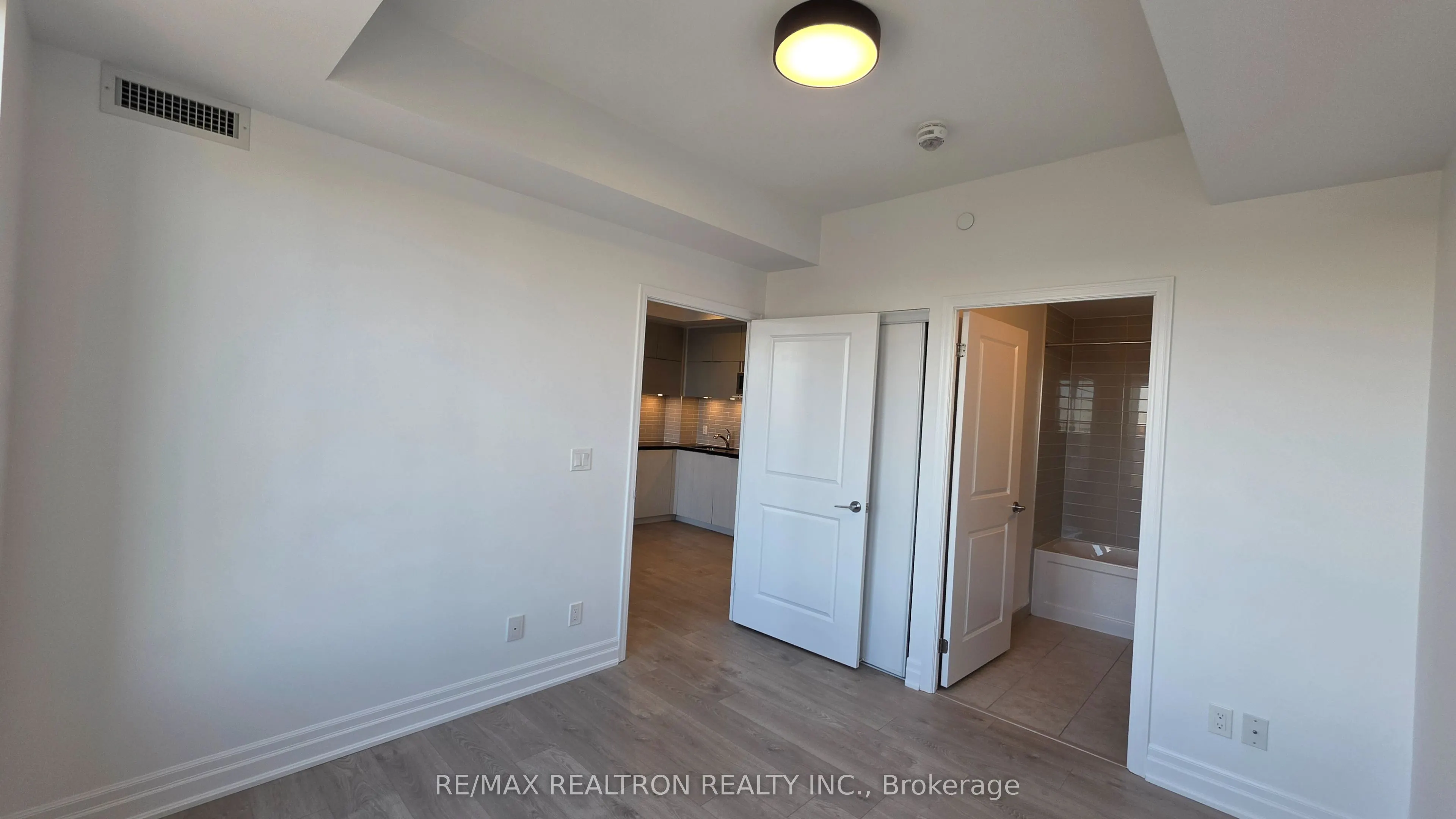 10 Rouge Valley Drive W #1312