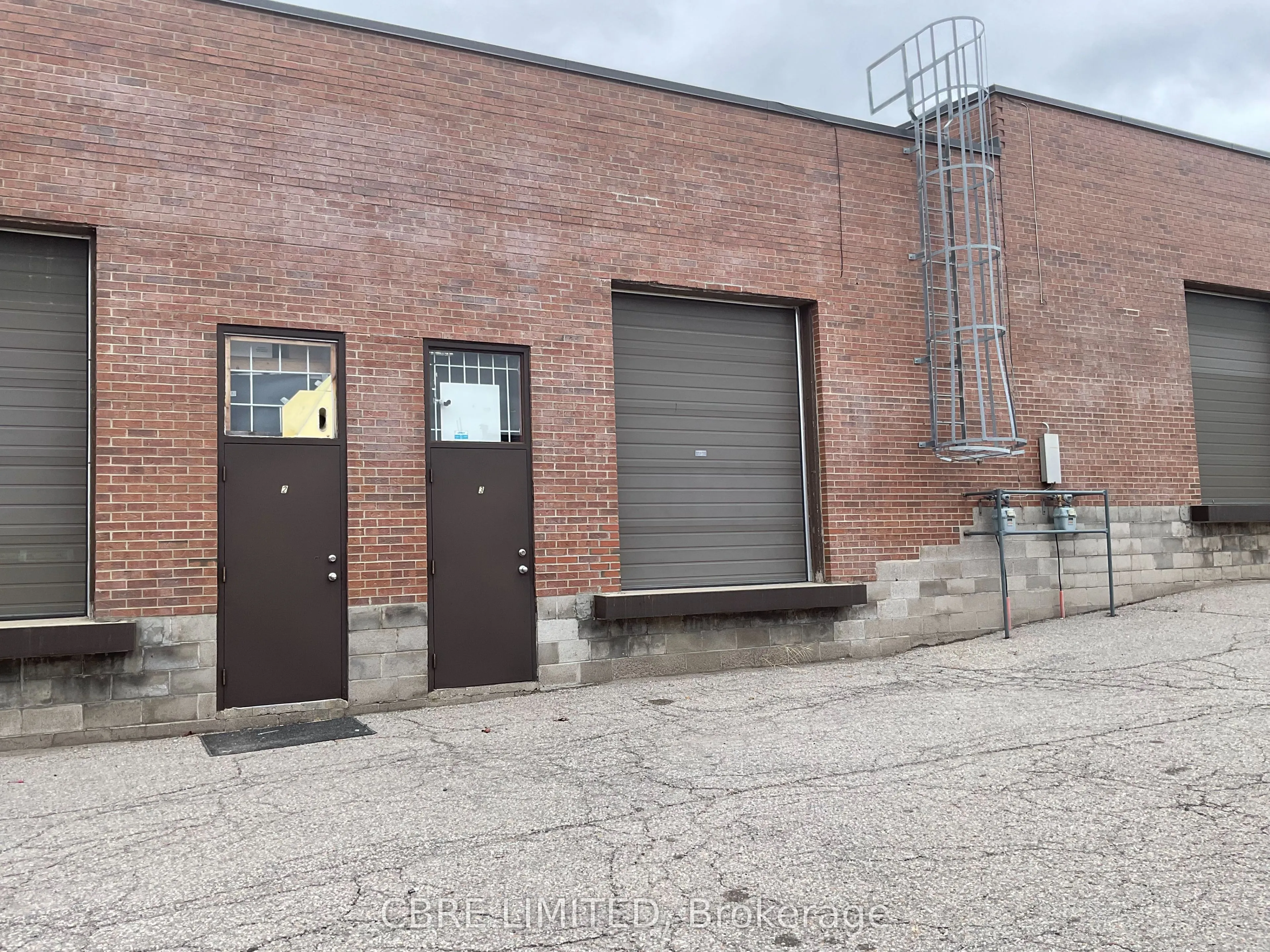 7351 Victoria Park Avenue #3