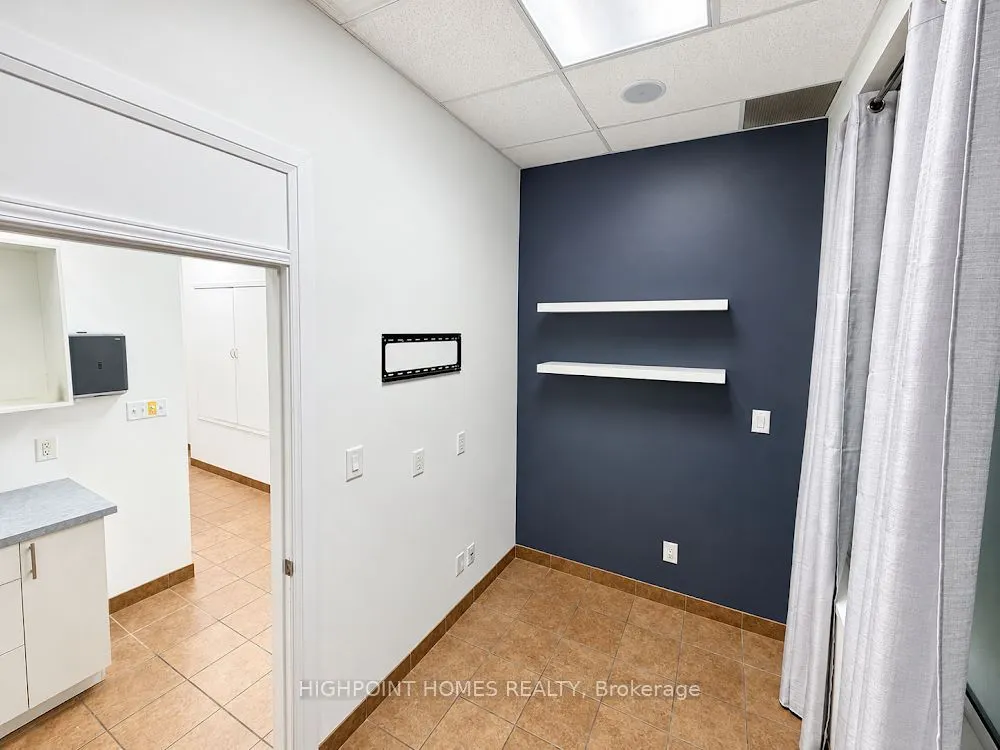 10066 Bayview Avenue #7