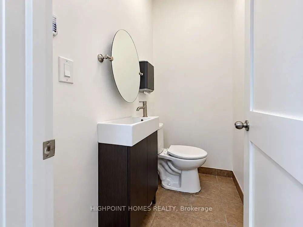 10066 Bayview Avenue #7