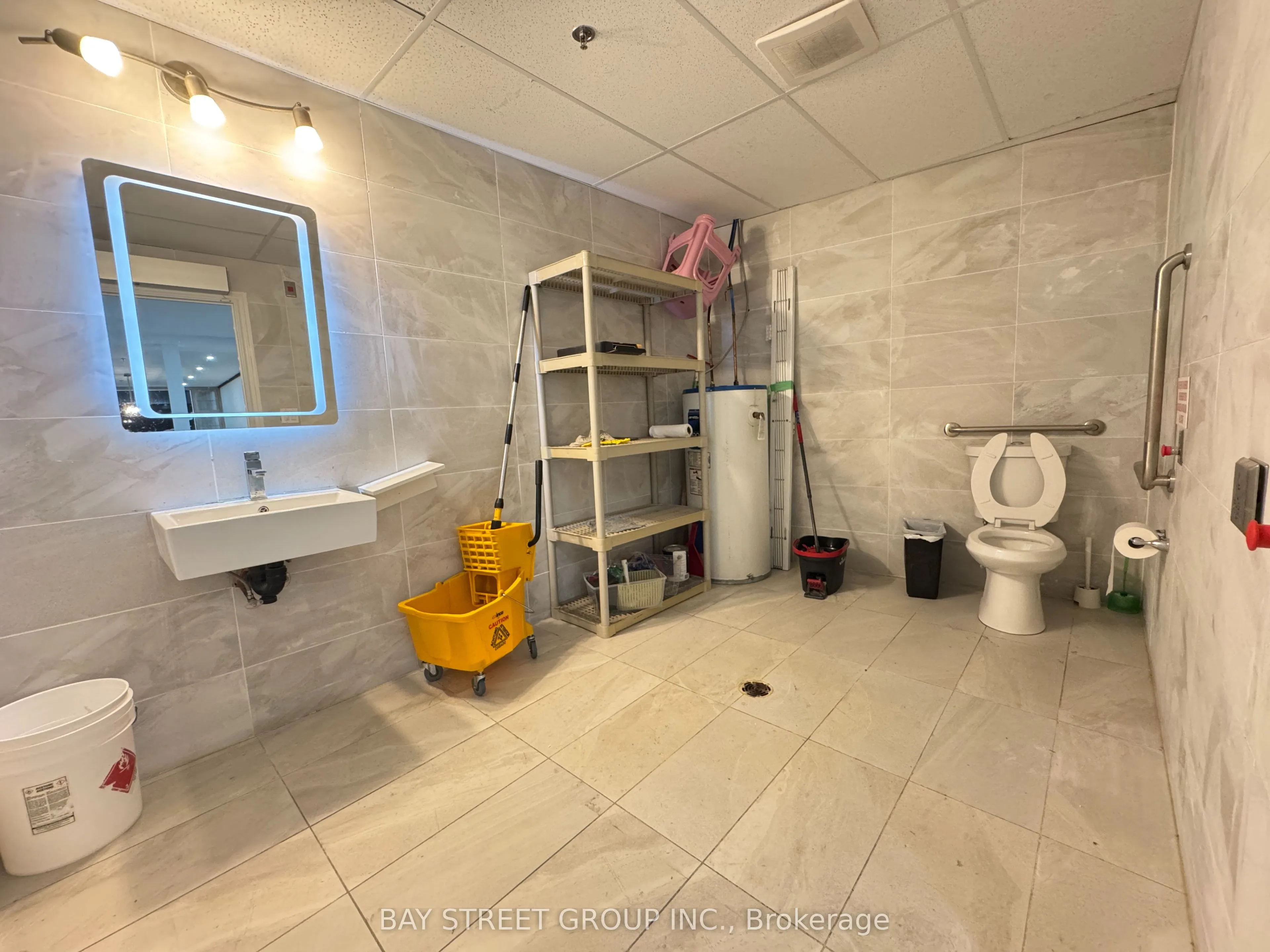 85-87 Steelcase Road E