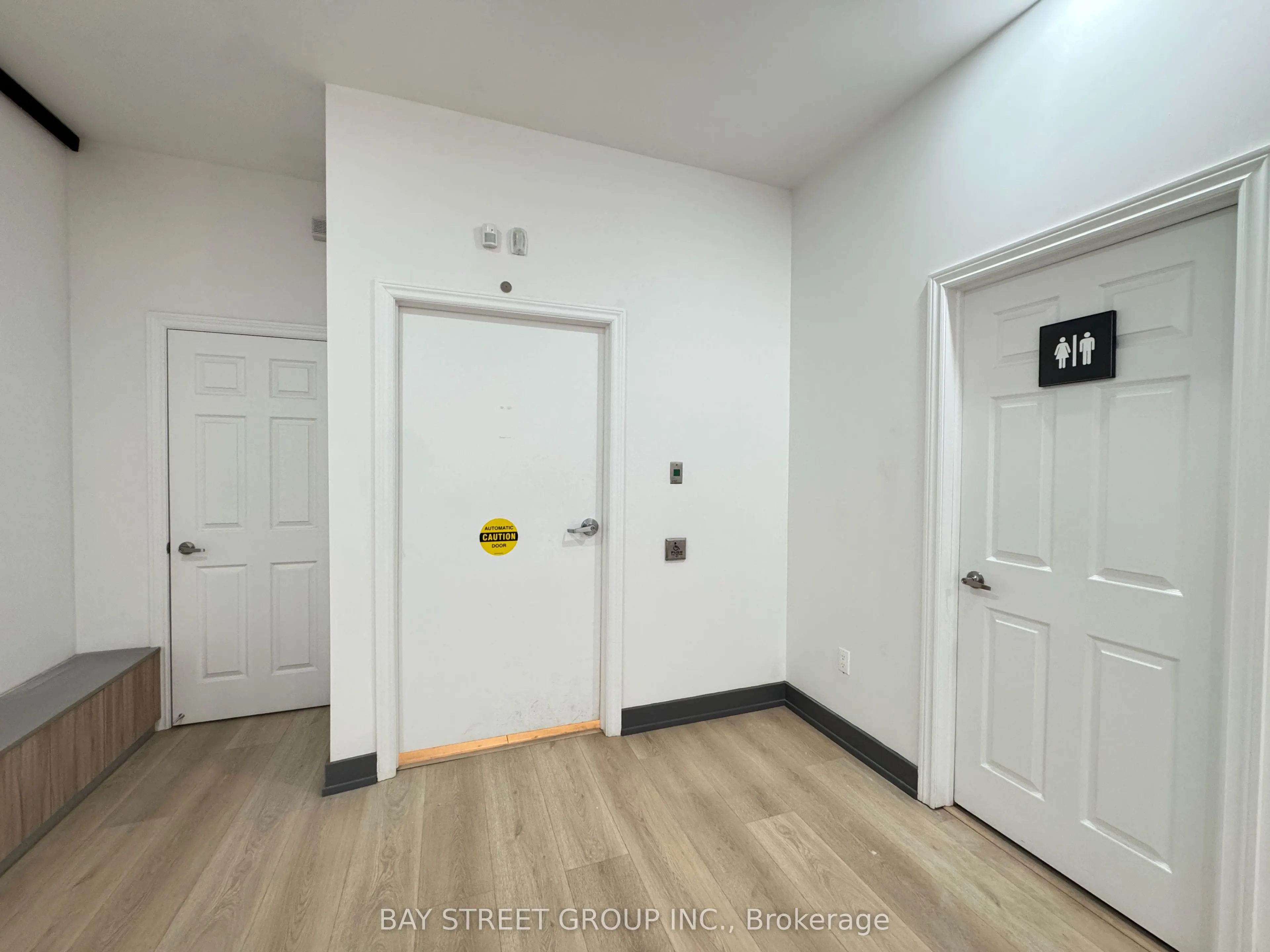 85-87 Steelcase Road E