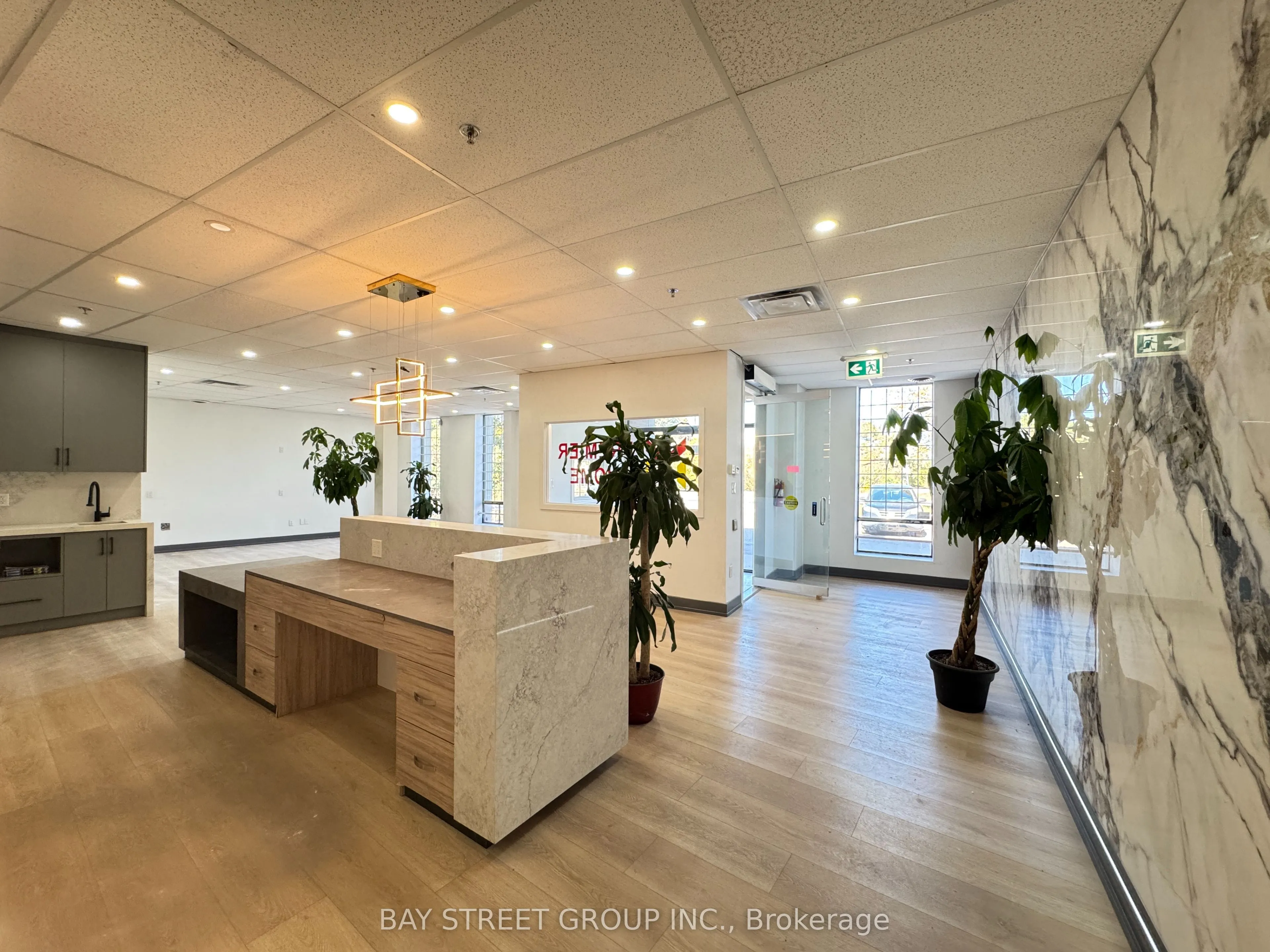 85-87 Steelcase Road E