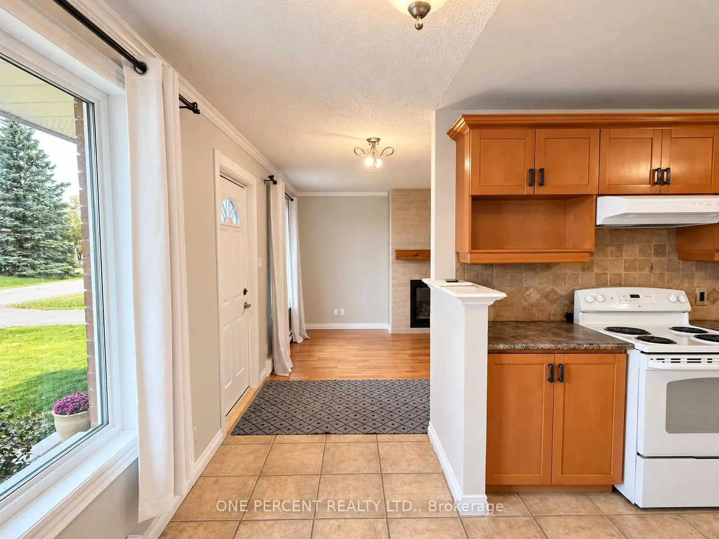 526 Highland Crescent