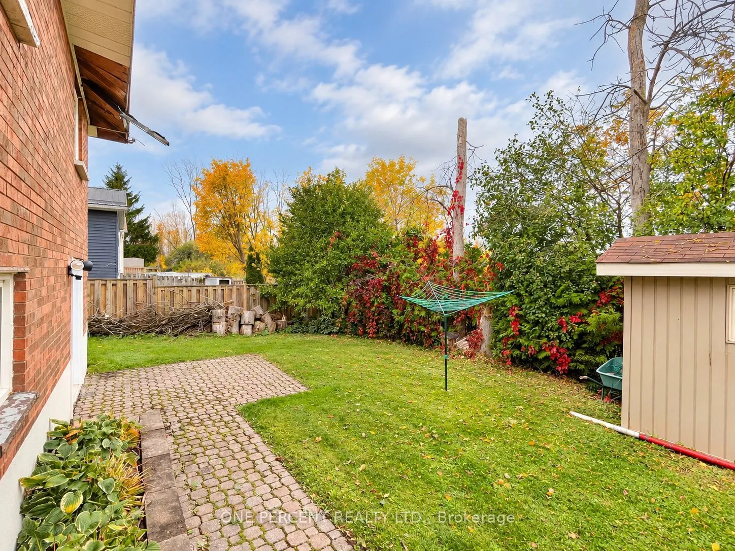 526 Highland Crescent