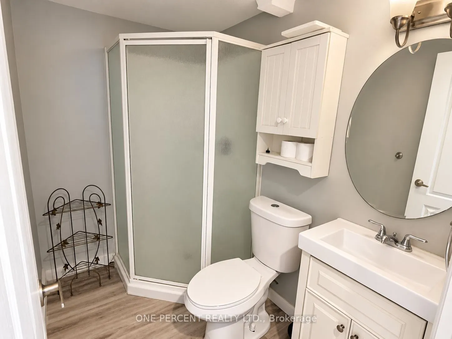 526 Highland Crescent