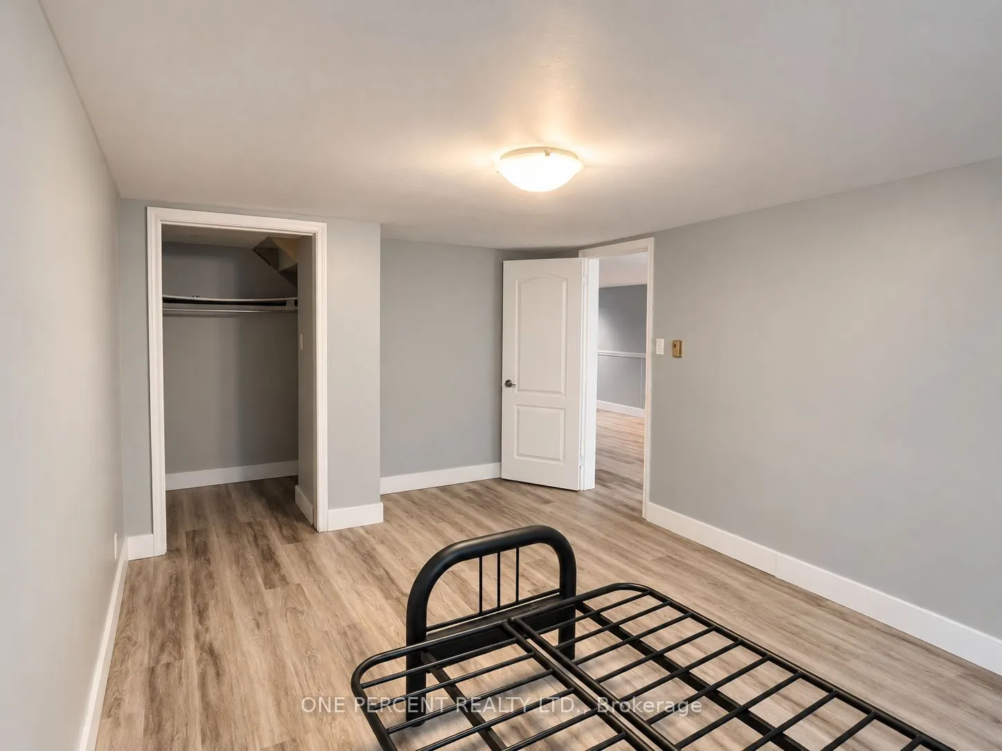 526 Highland Crescent