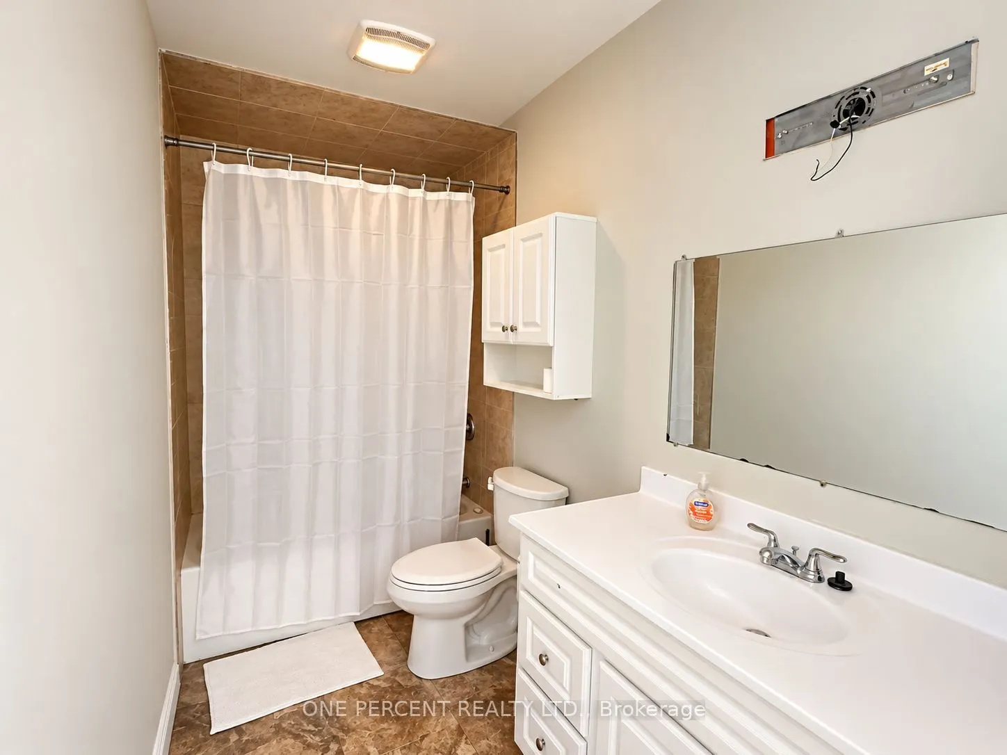 526 Highland Crescent