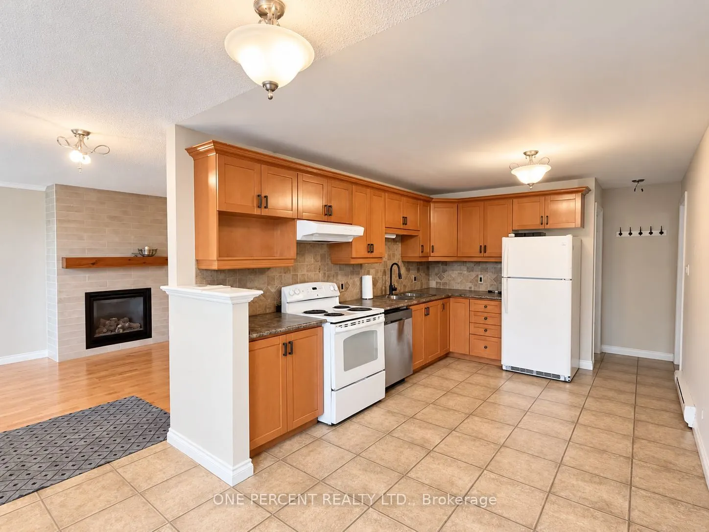 526 Highland Crescent