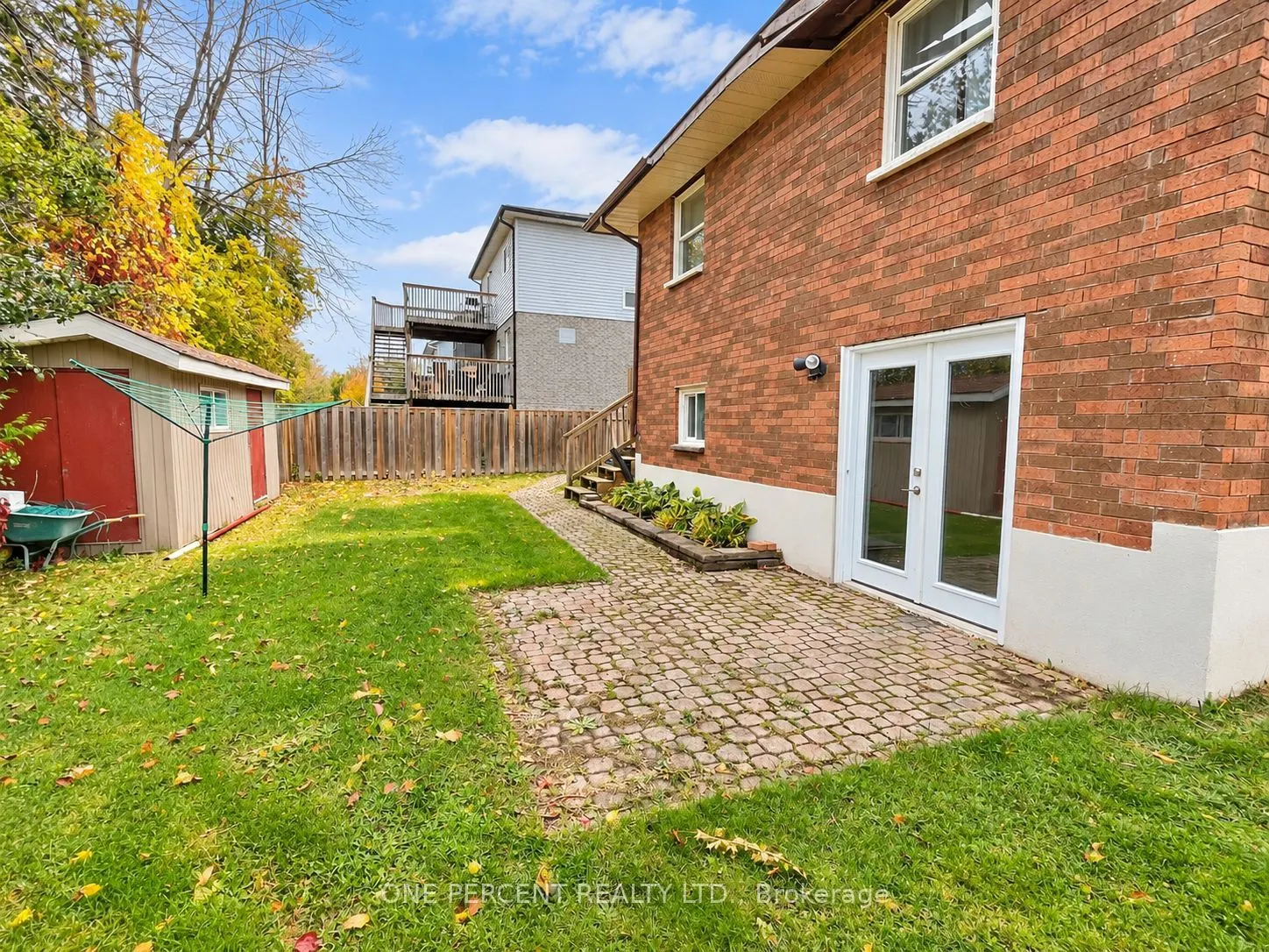 526 Highland Crescent