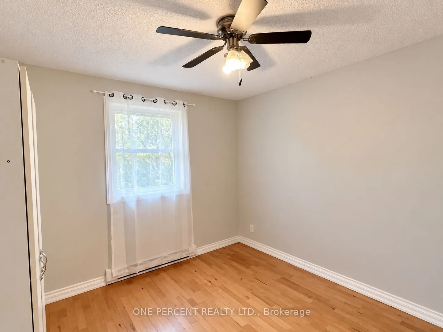 526 Highland Crescent
