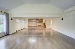 12 Westgate Boulevard