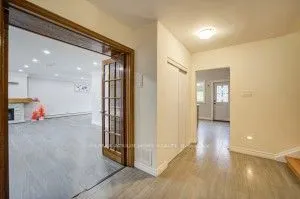 12 Westgate Boulevard