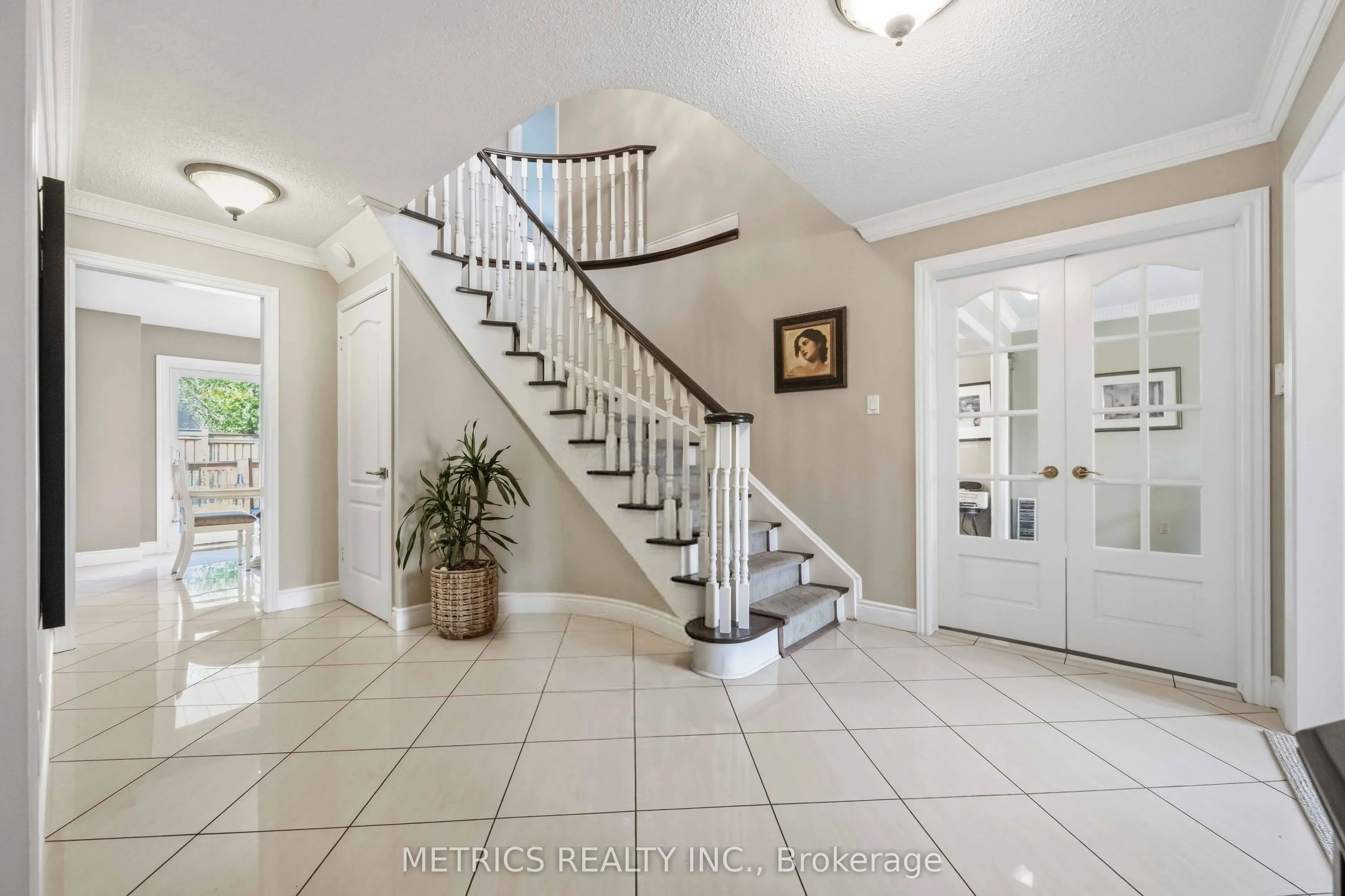 168 Fieldgate Drive