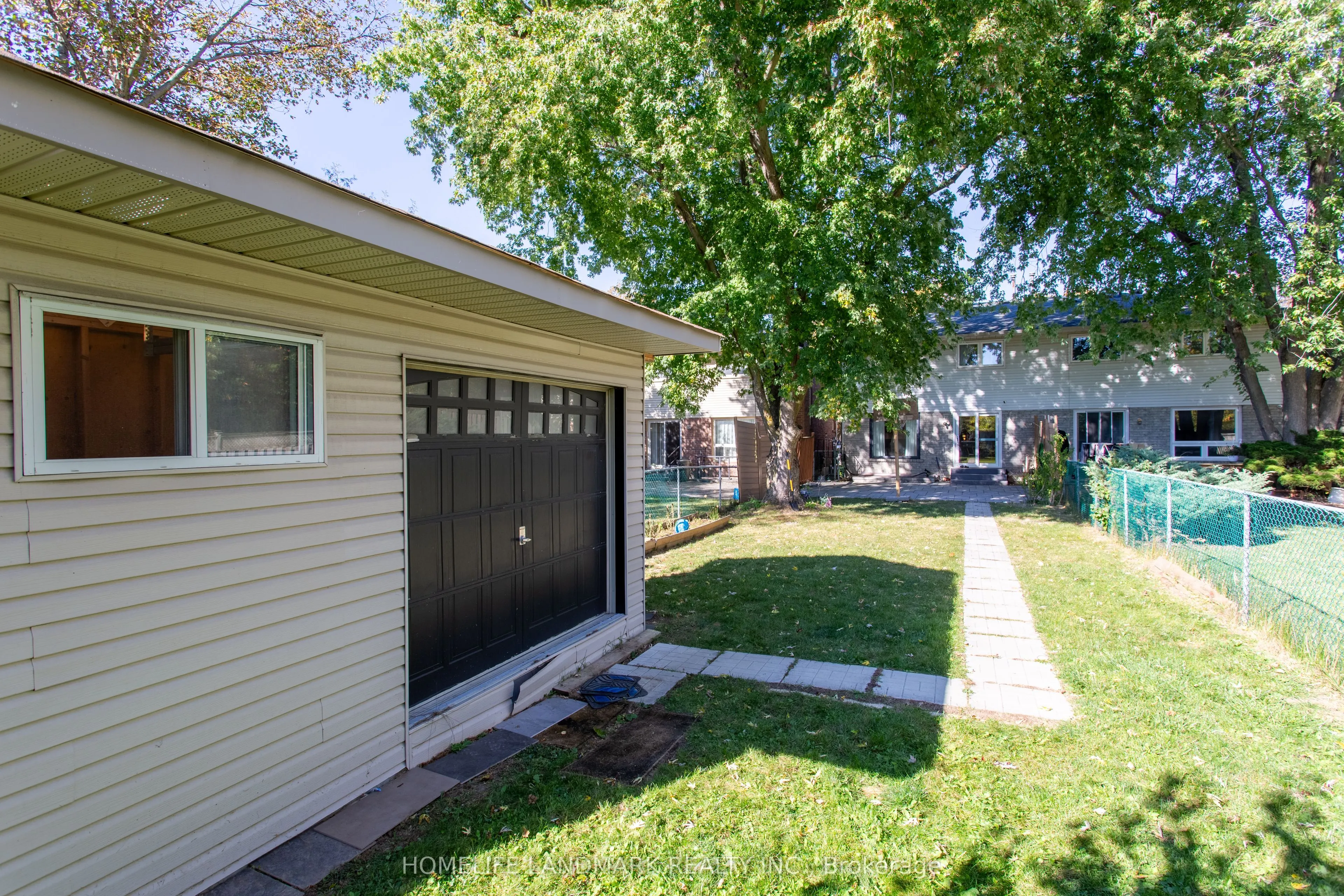 15 Foxglove Court