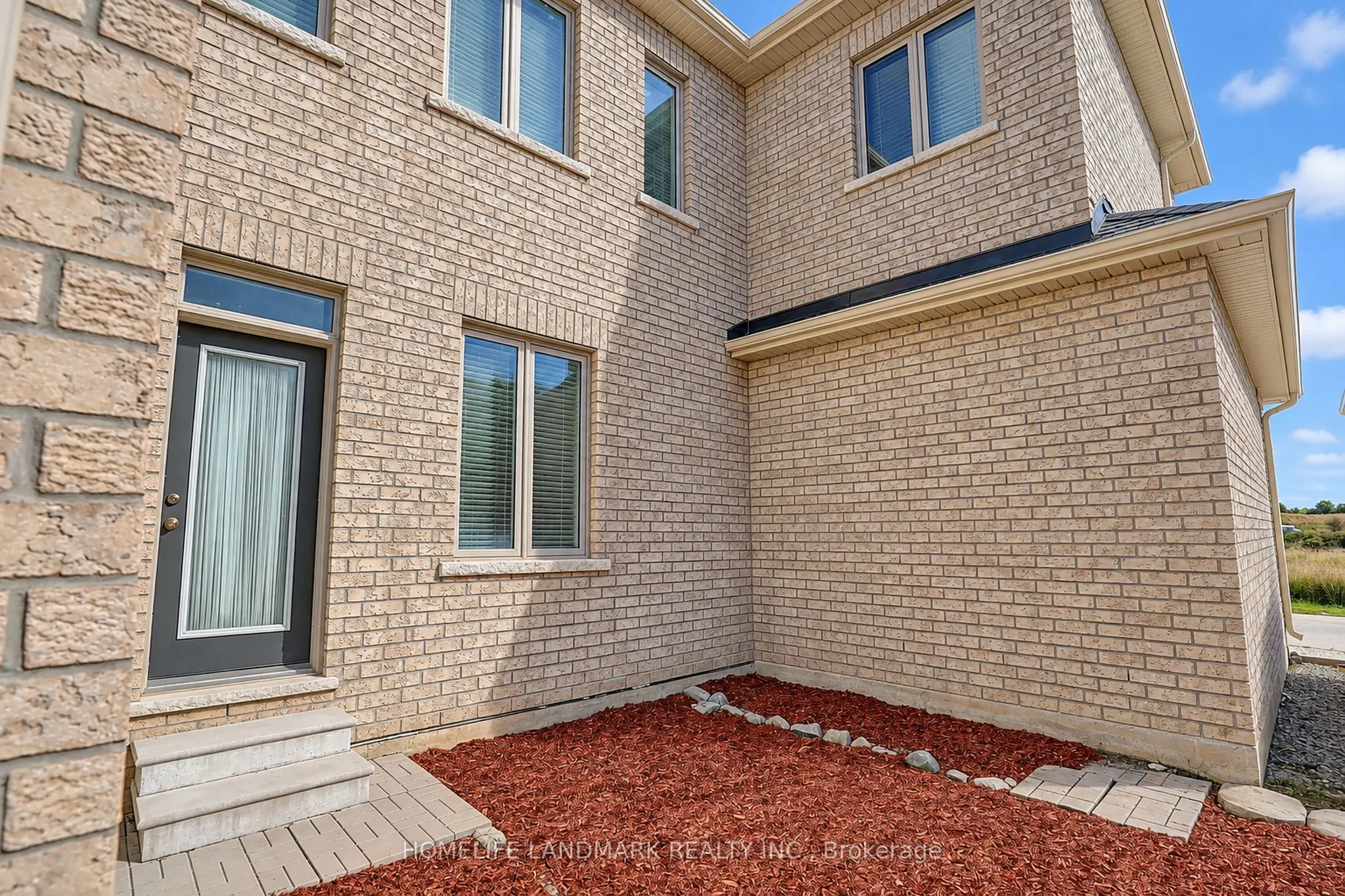 27 Applegate Drive