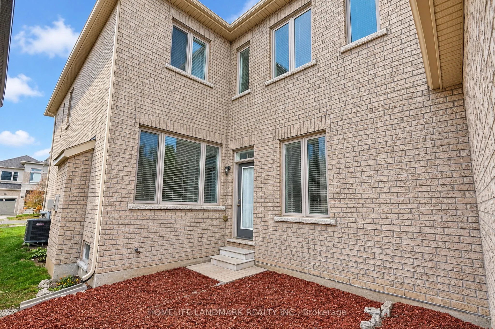 27 Applegate Drive