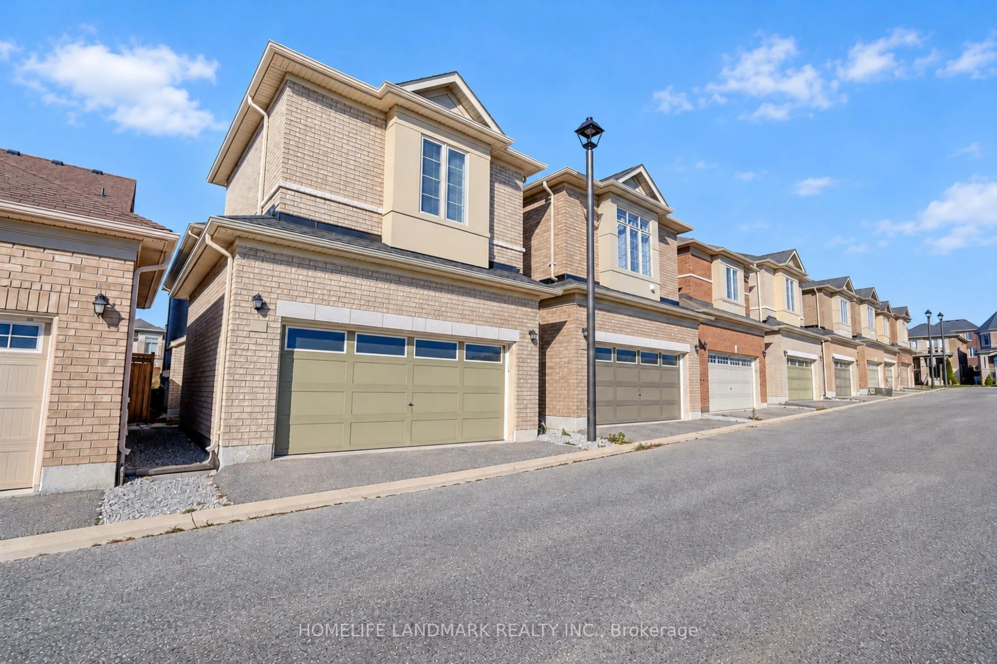27 Applegate Drive