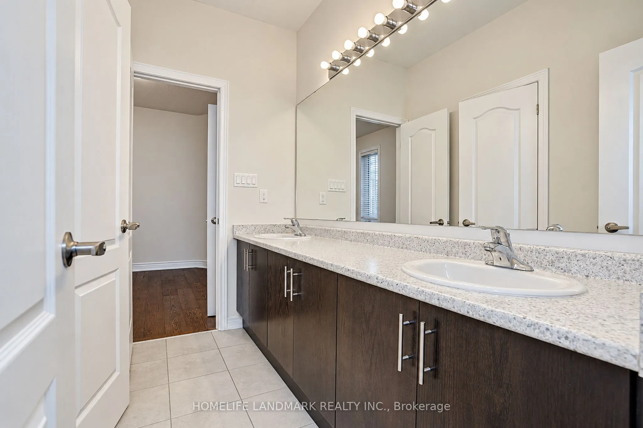 27 Applegate Drive
