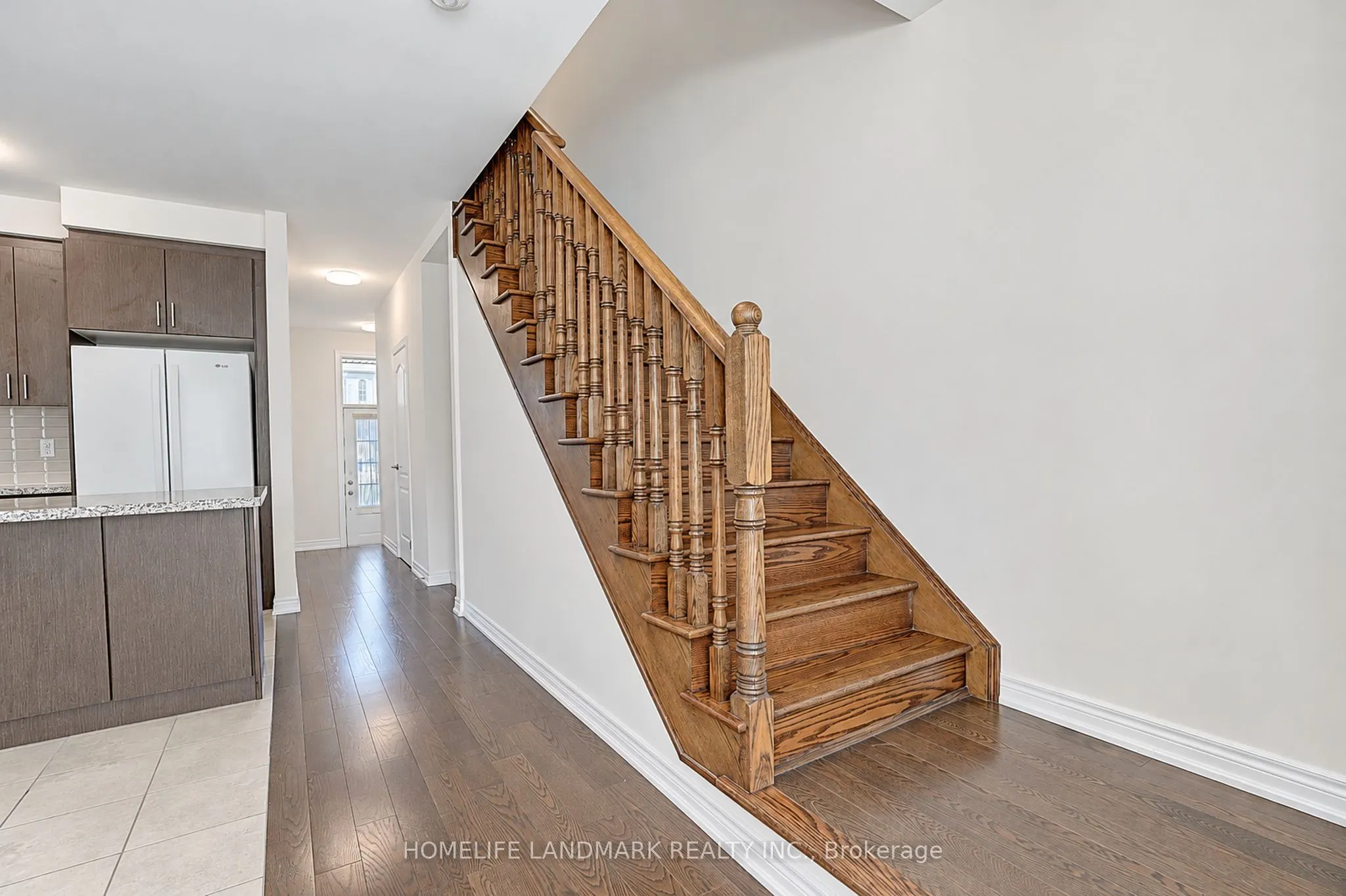 27 Applegate Drive