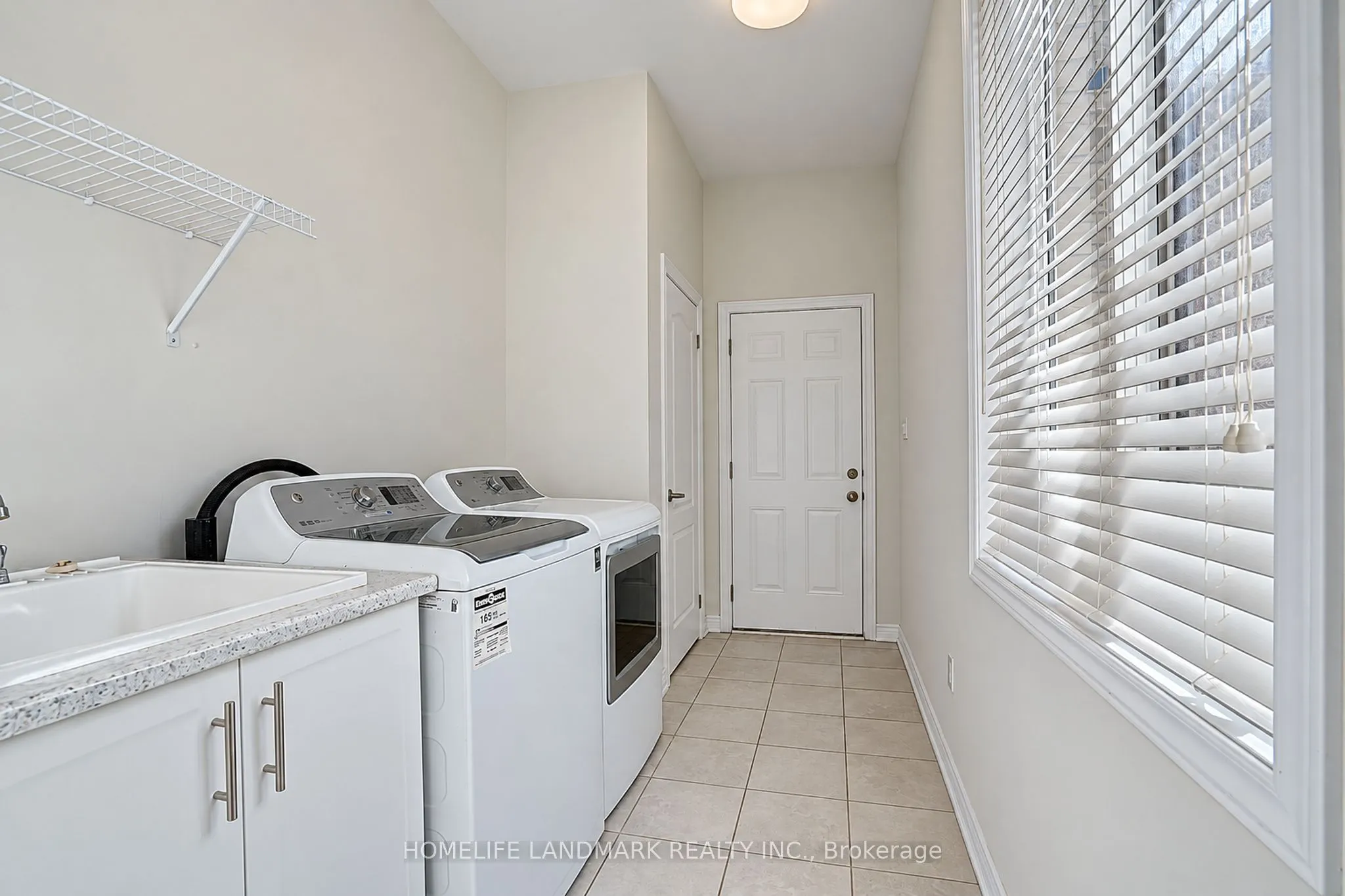 27 Applegate Drive