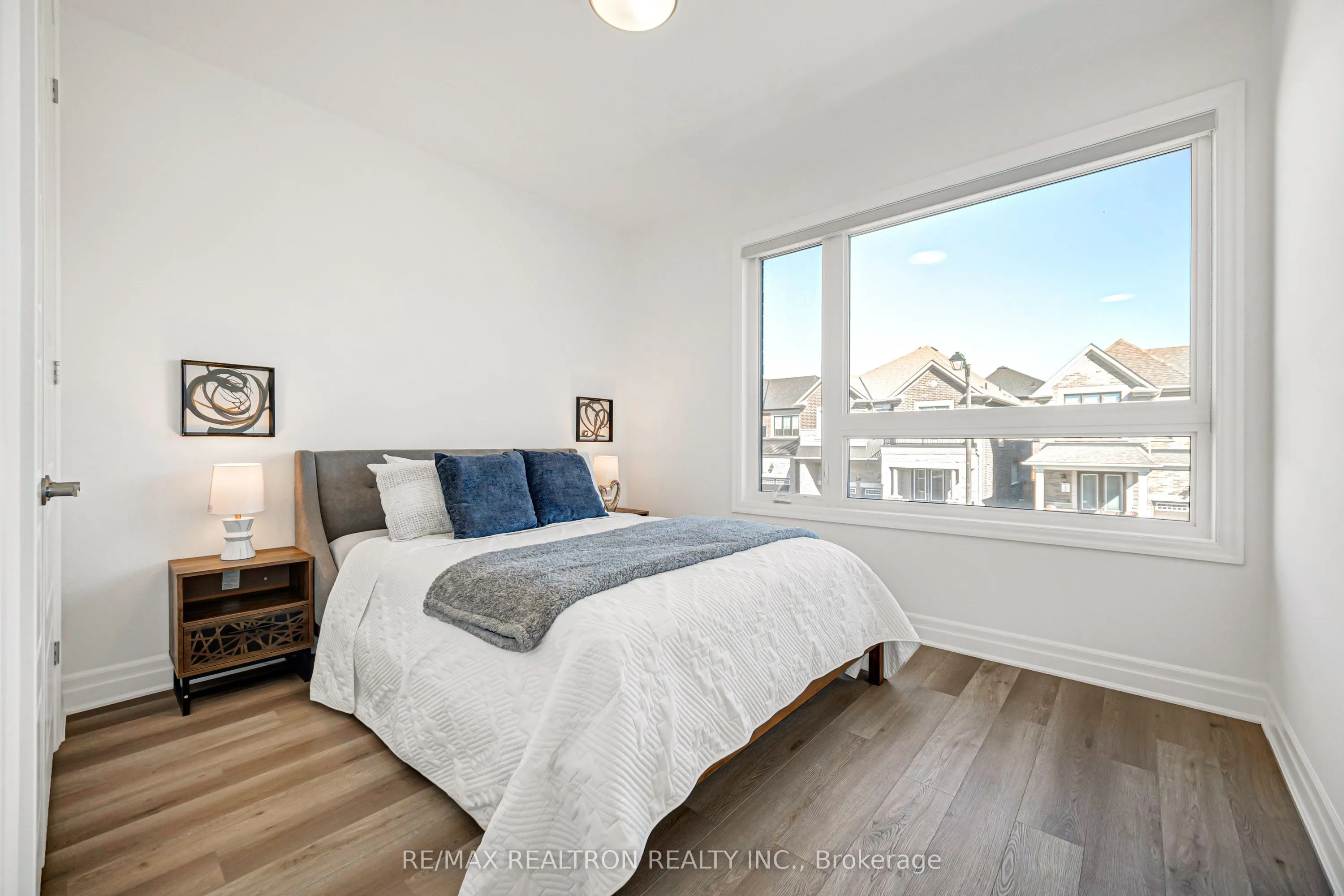 57 Greenridge Crescent