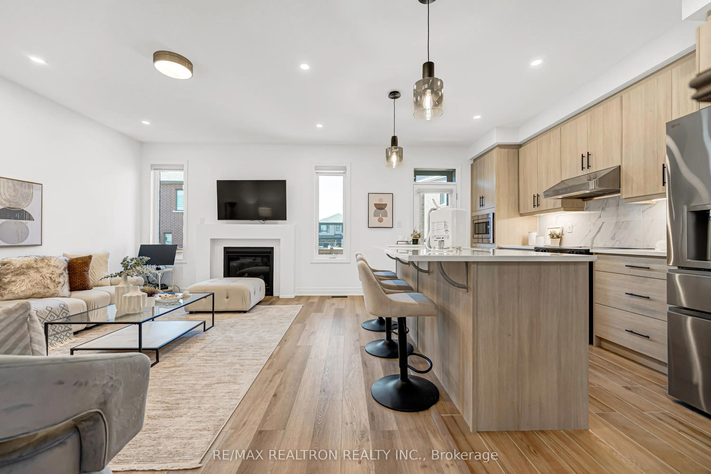 57 Greenridge Crescent