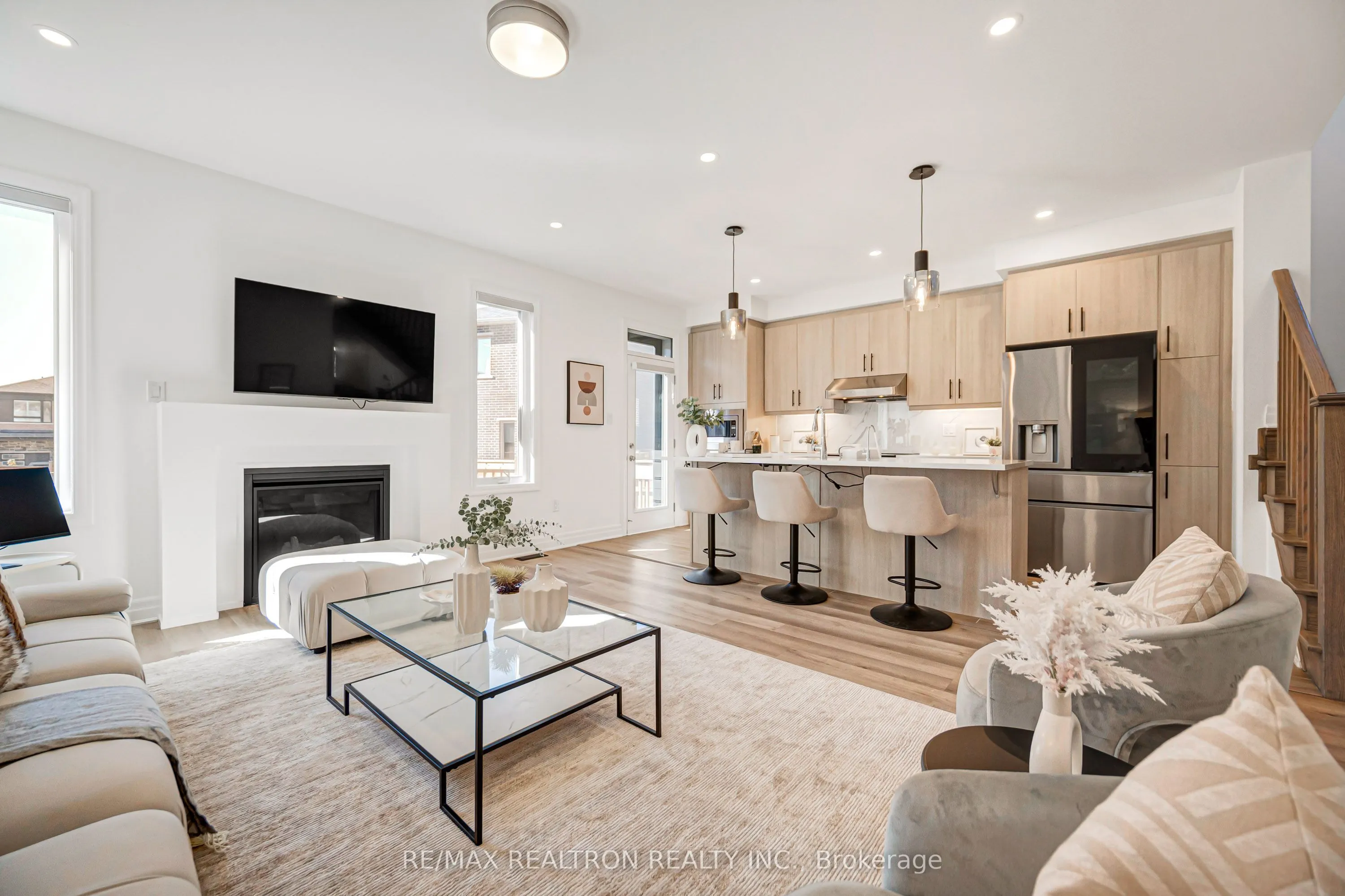 57 Greenridge Crescent