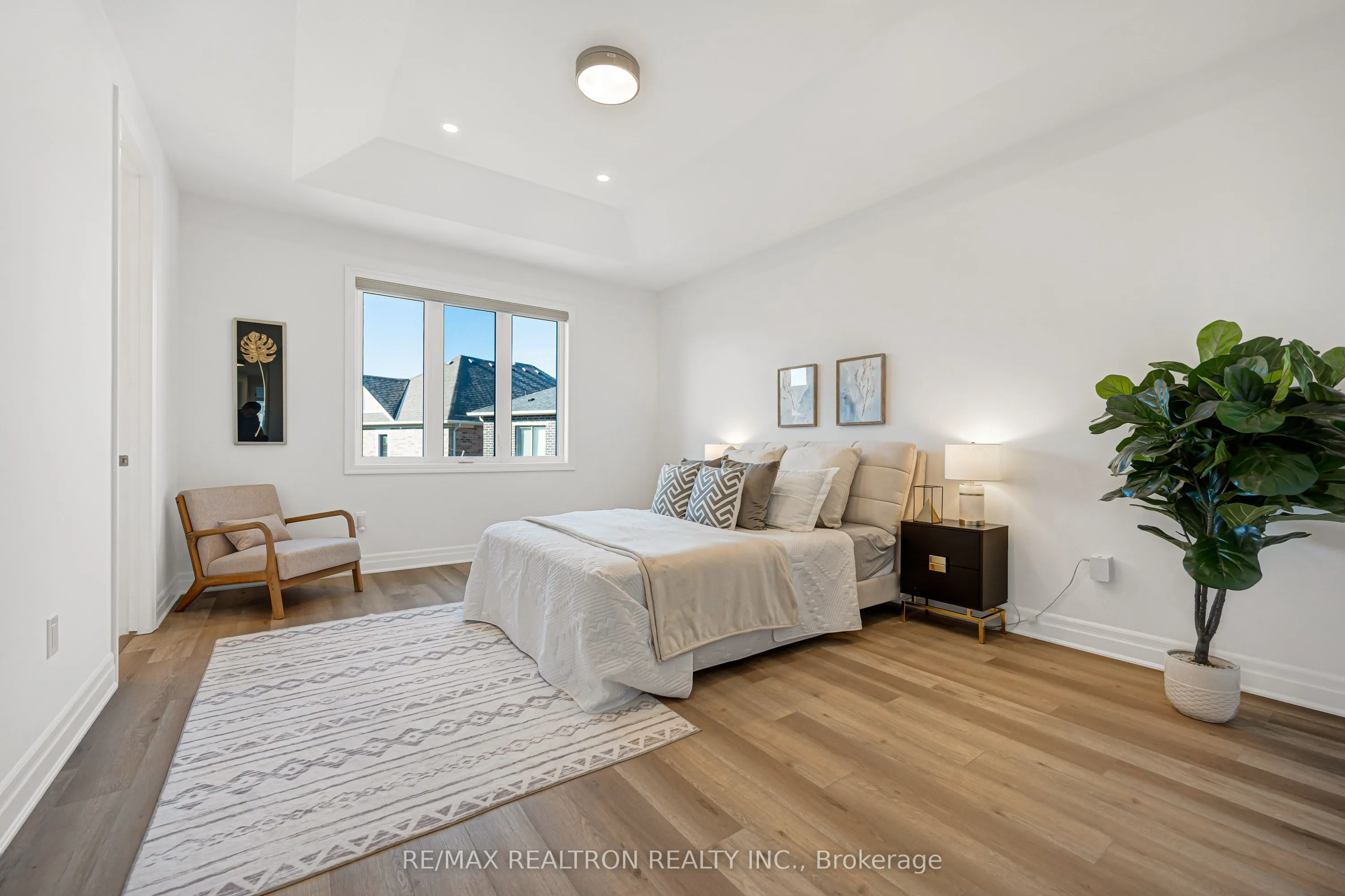 57 Greenridge Crescent