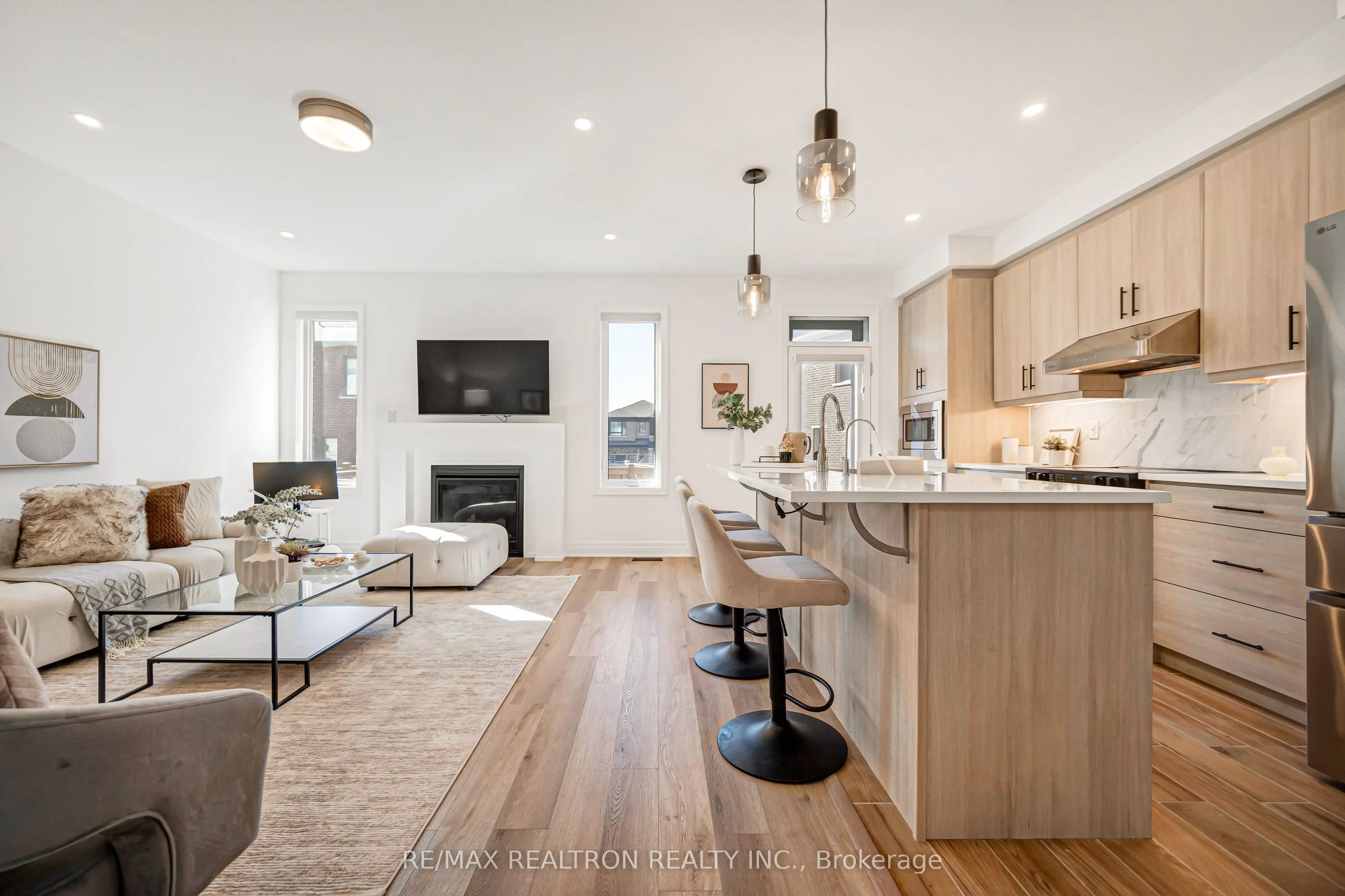 57 Greenridge Crescent