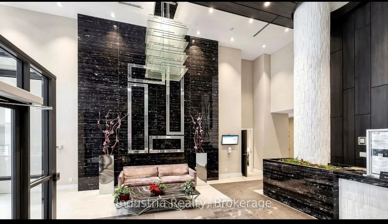 9201 Yonge Street #Nw409