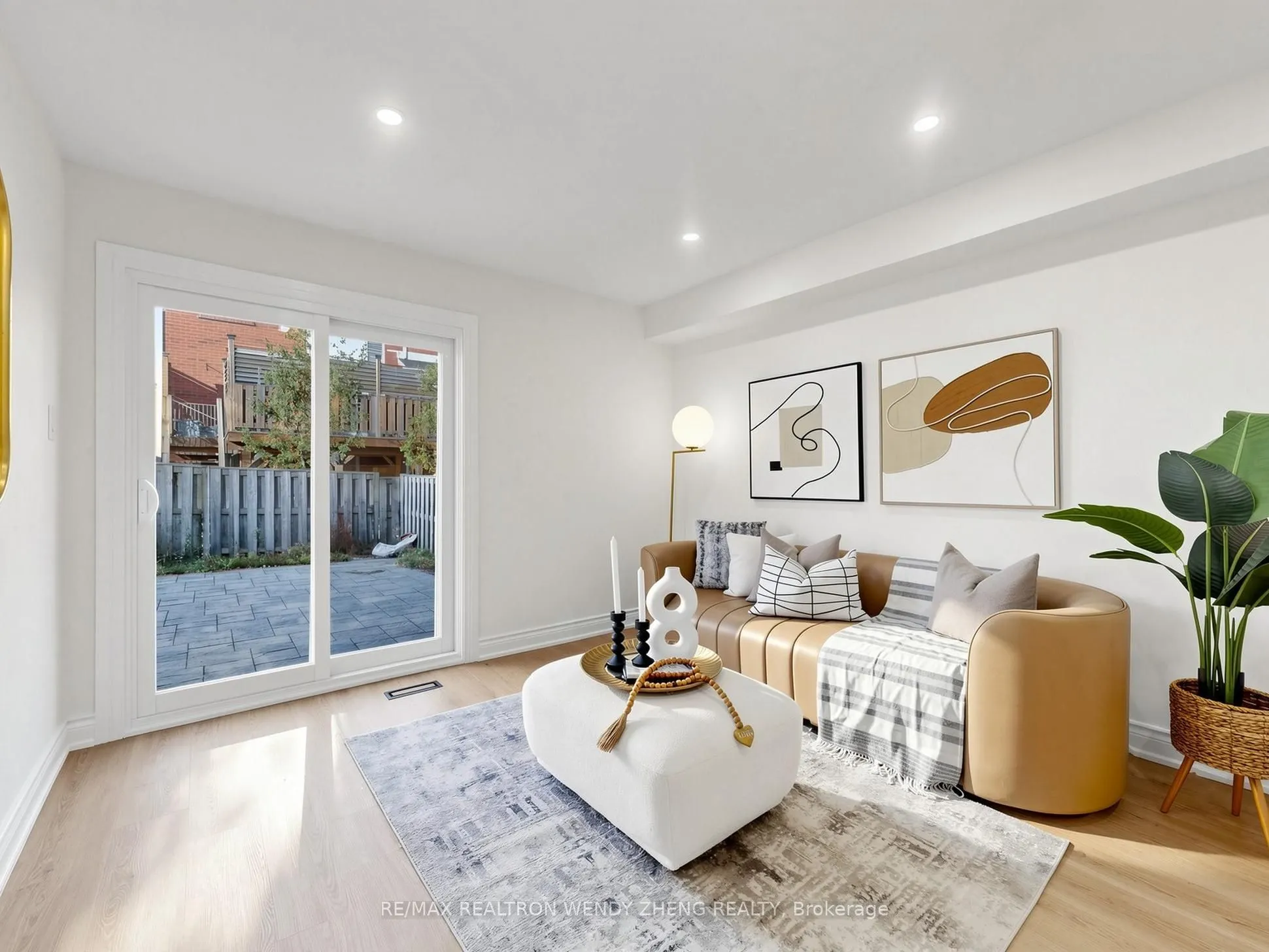 55 Brownstone Circle