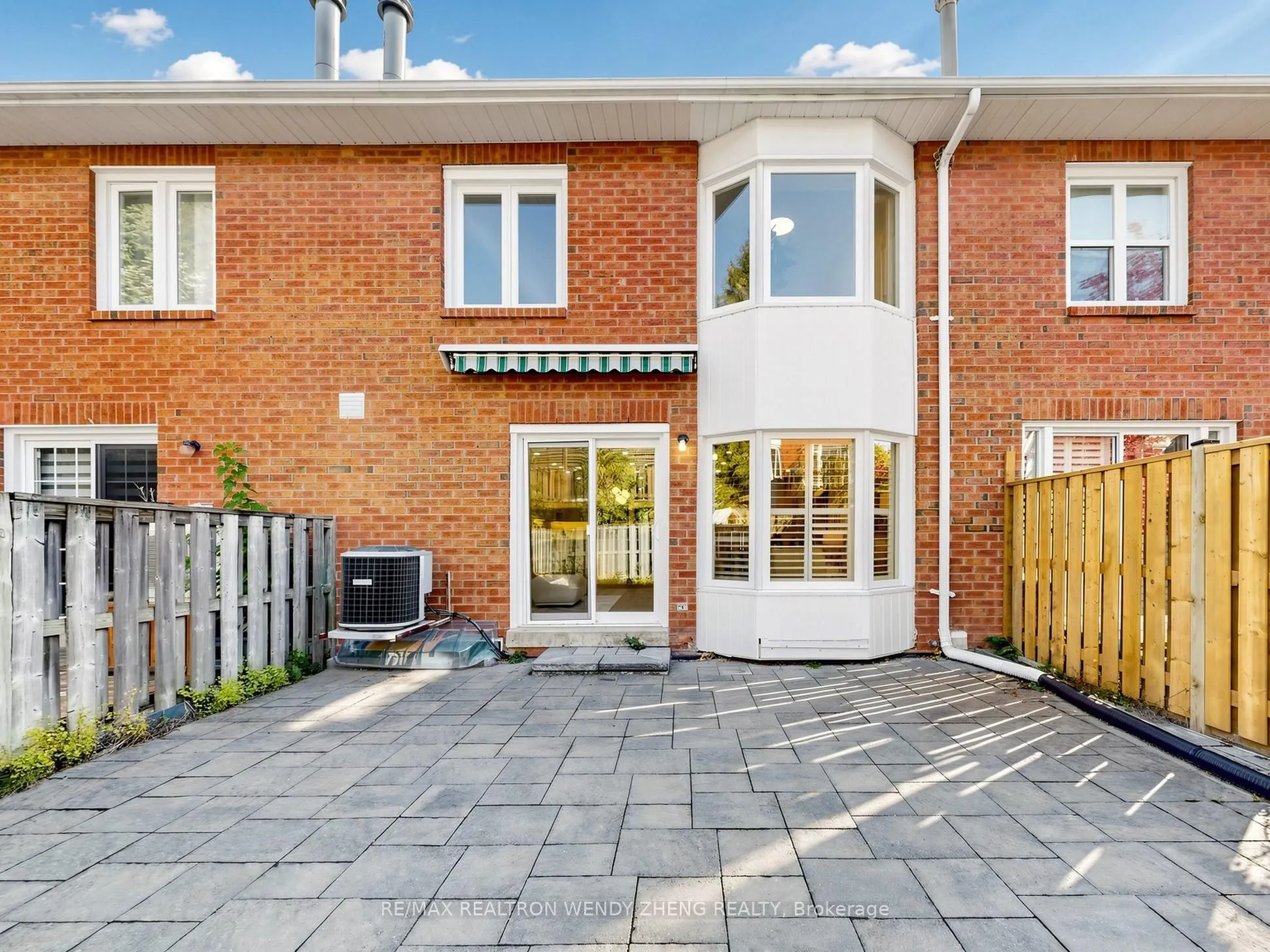 55 Brownstone Circle