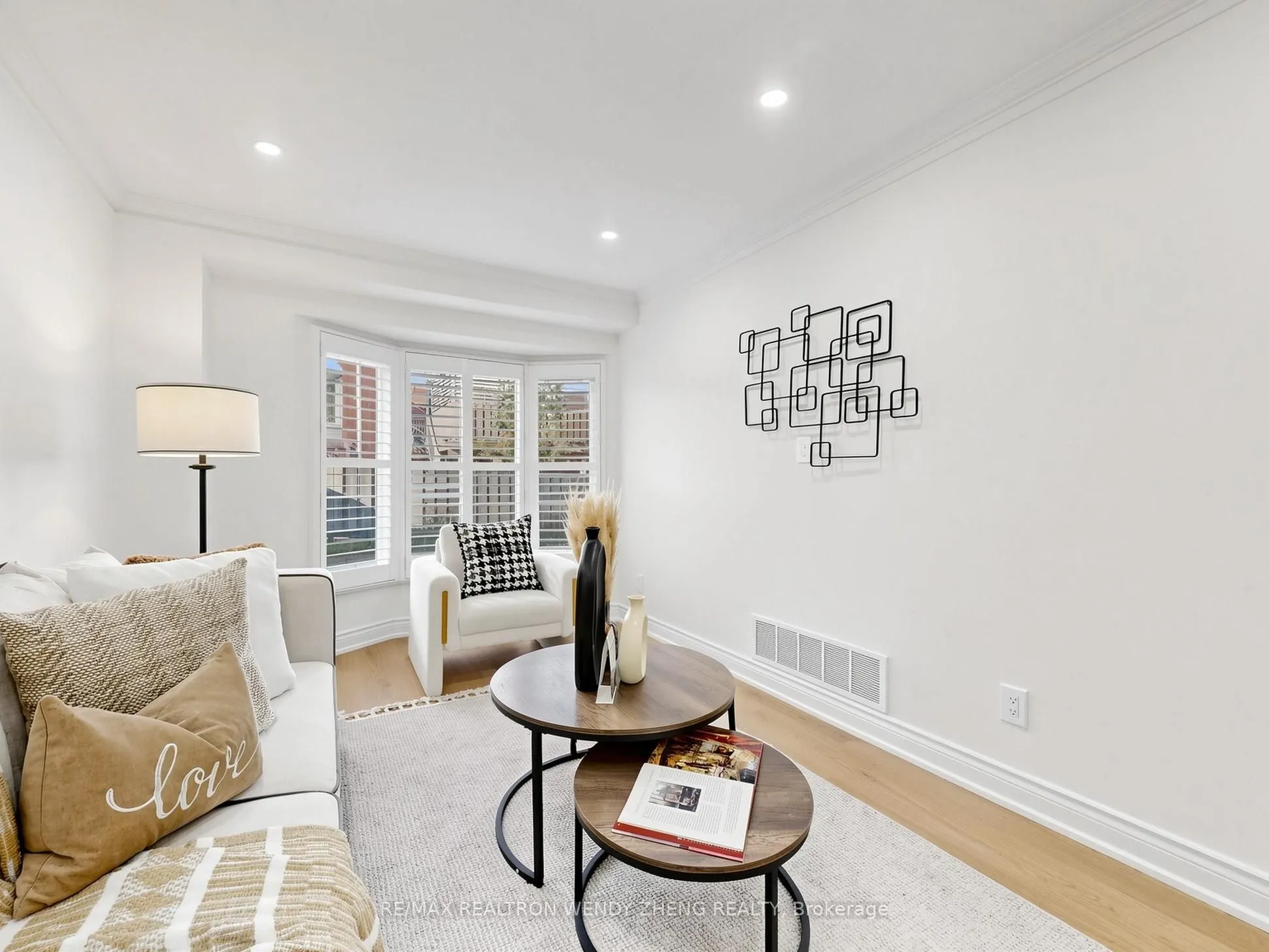 55 Brownstone Circle