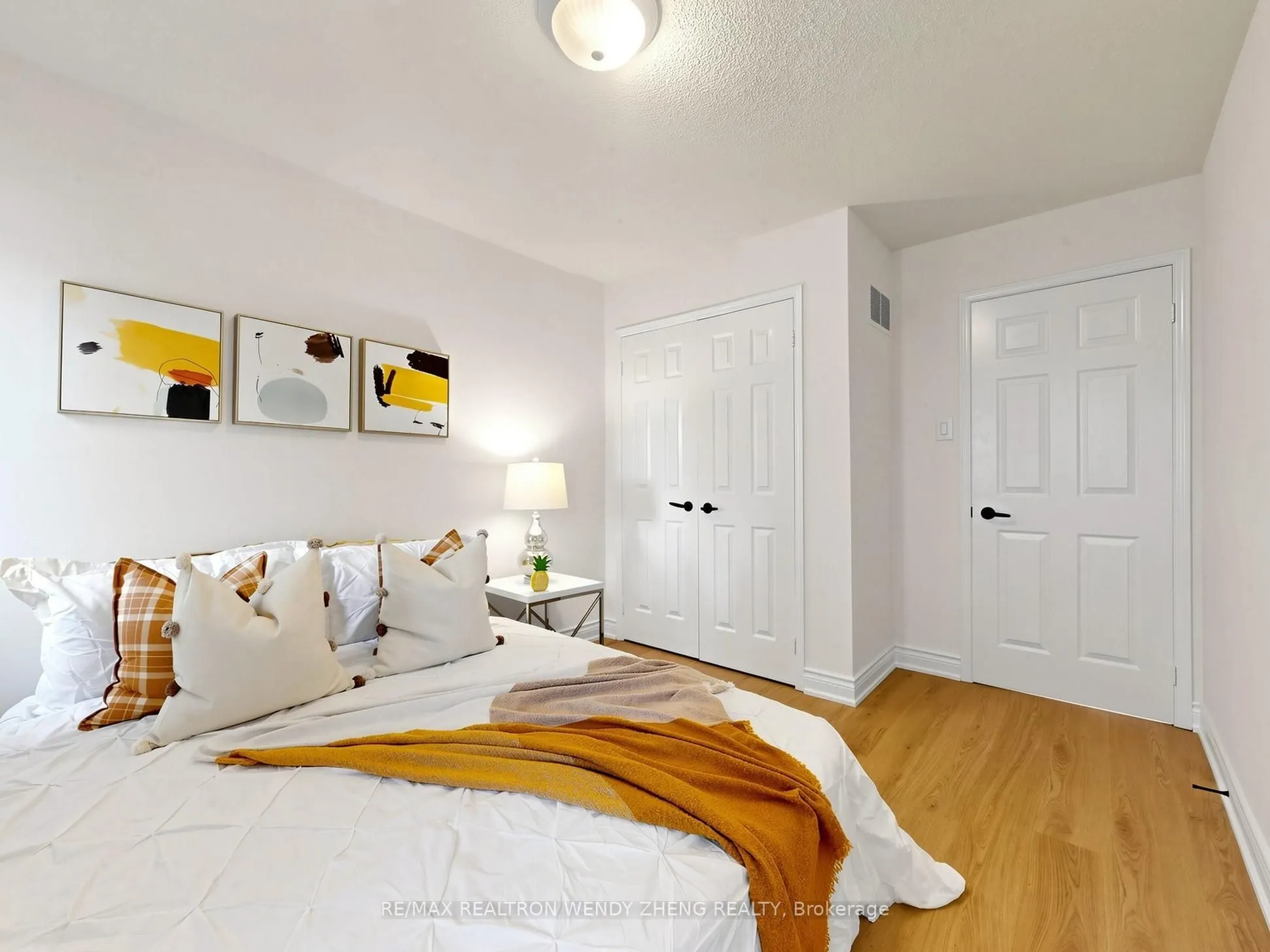 55 Brownstone Circle