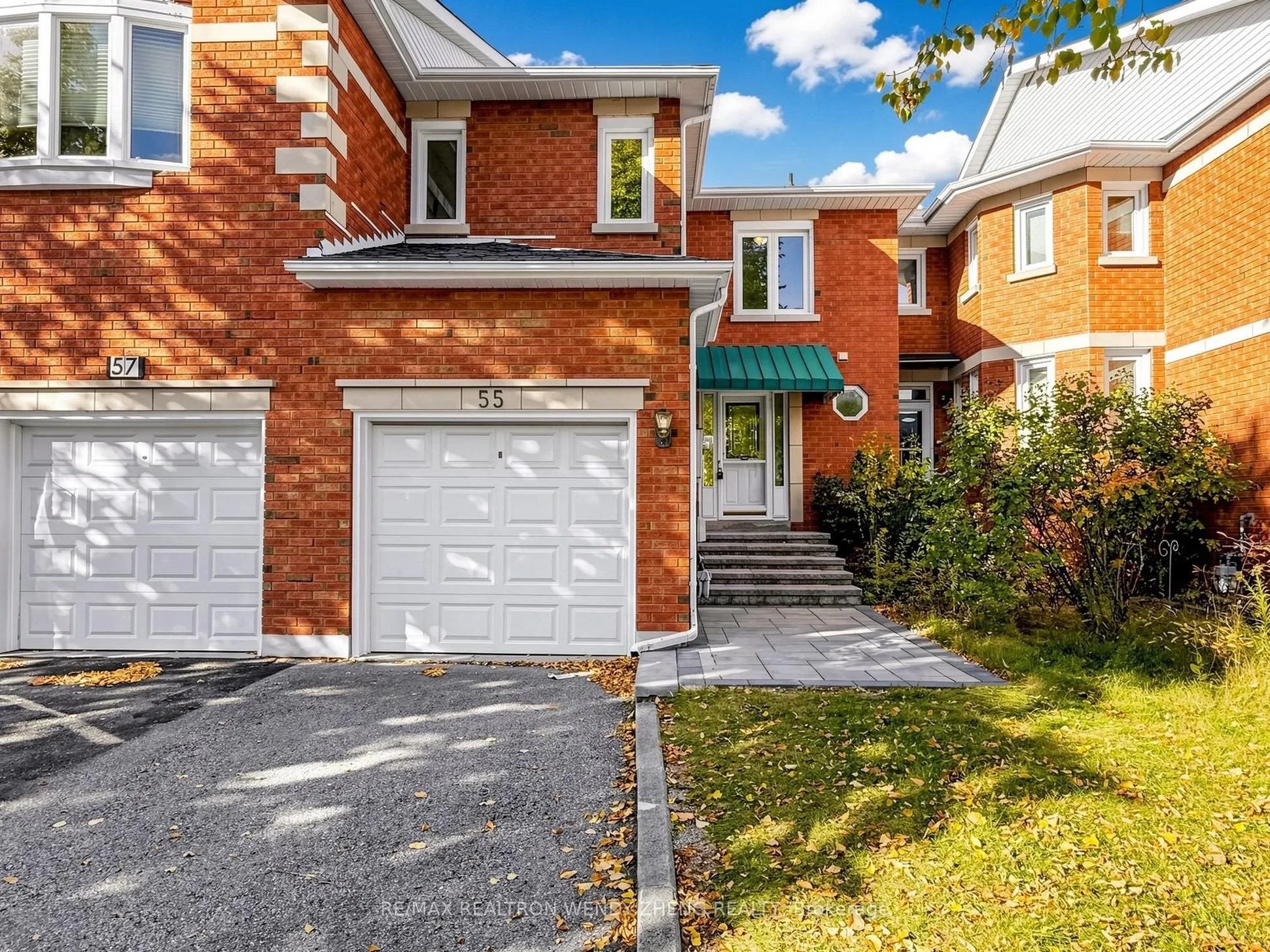 55 Brownstone Circle