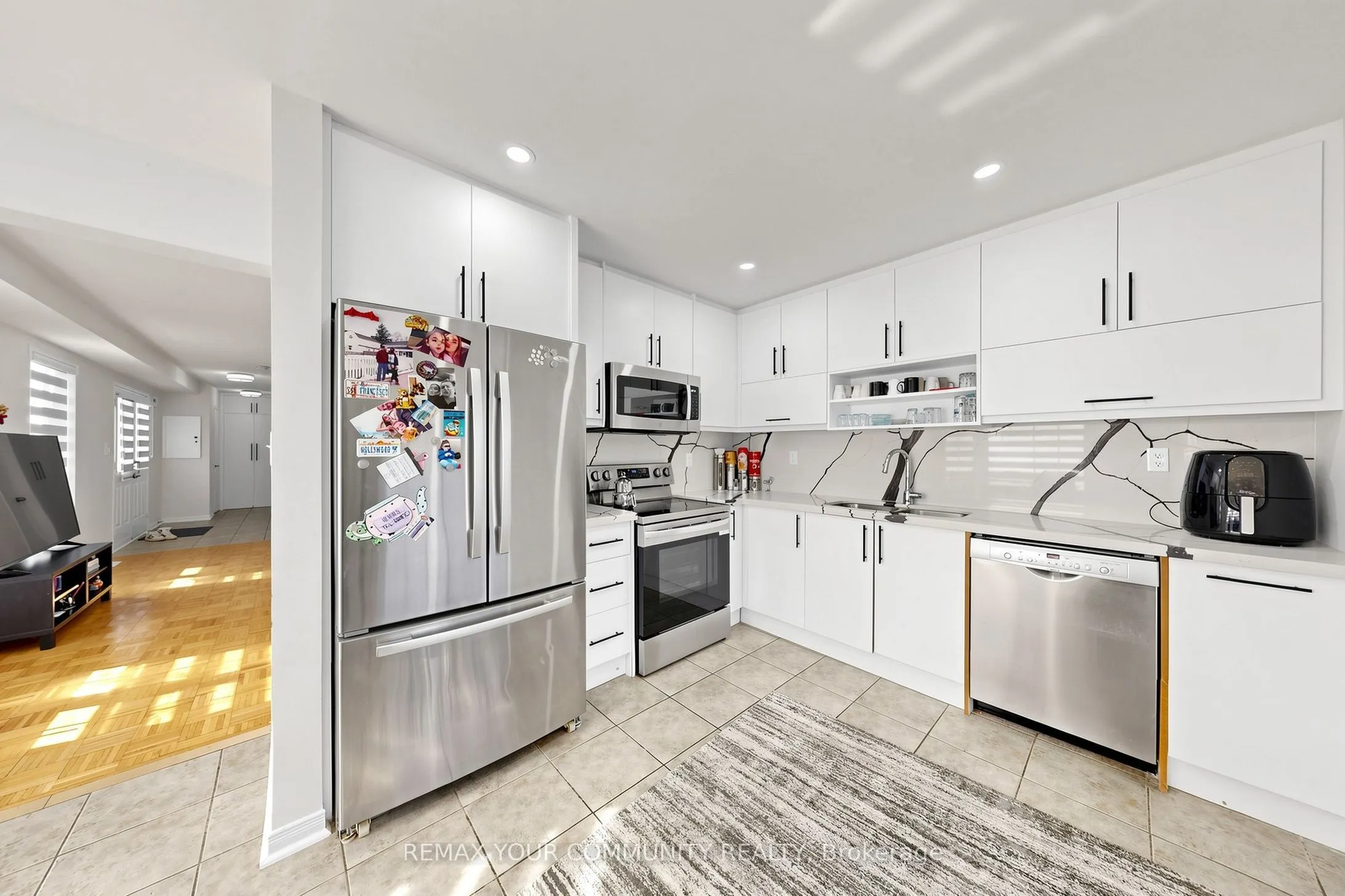 15 Benjamin Hood Crescent