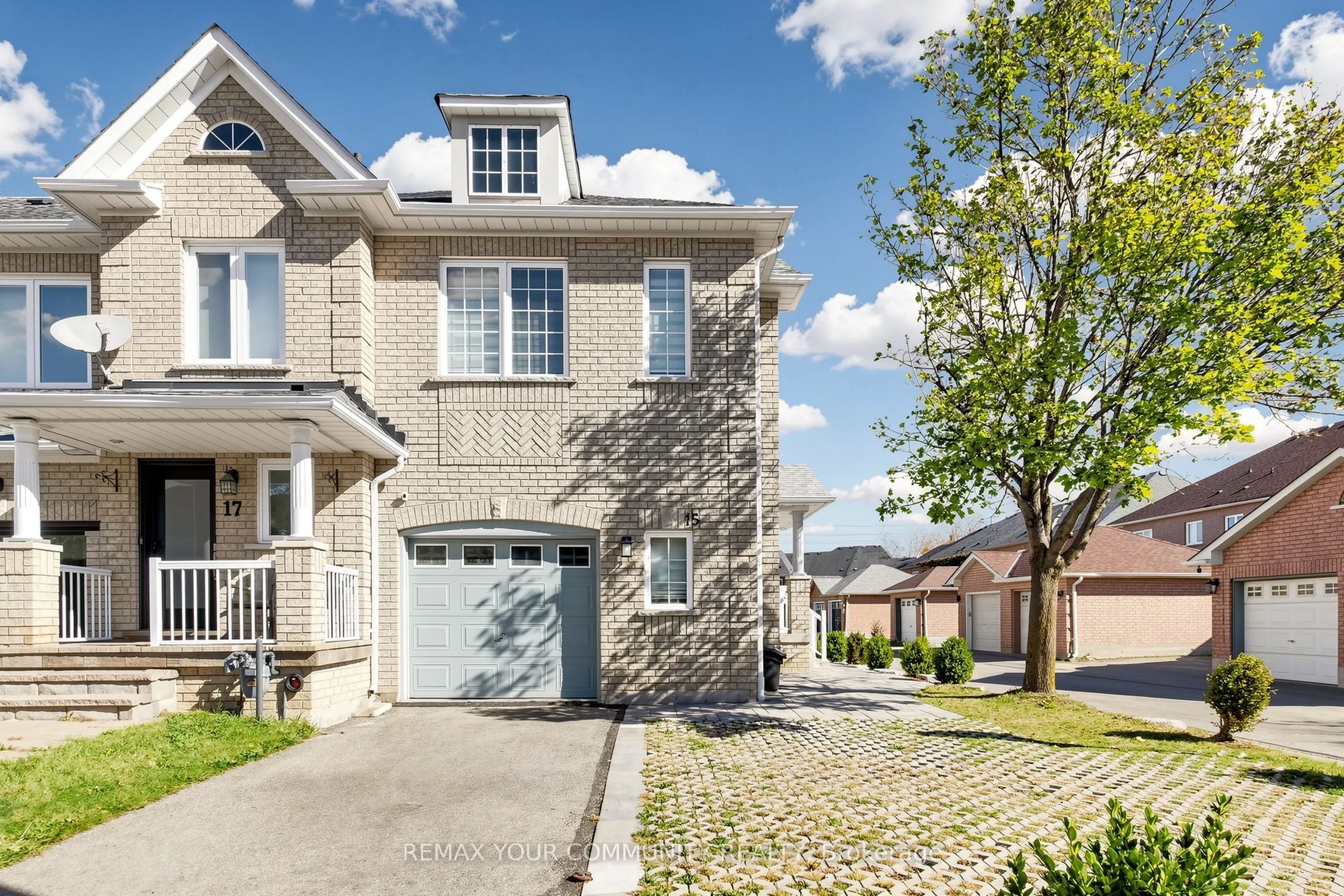 15 Benjamin Hood Crescent