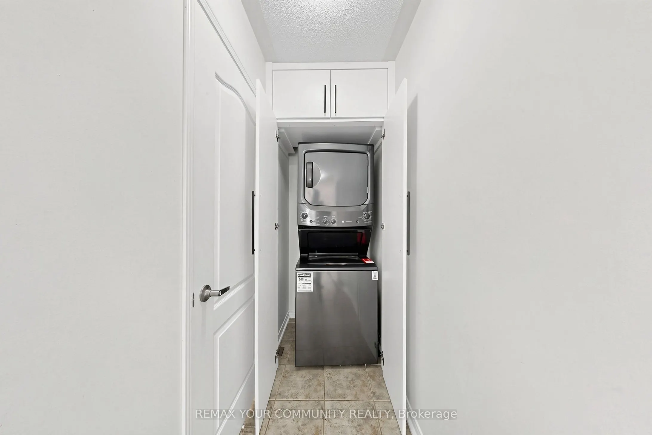 15 Benjamin Hood Crescent