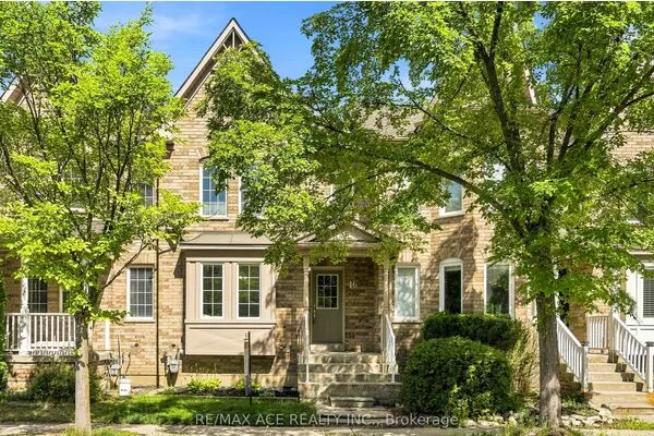 16 White's Hill Avenue